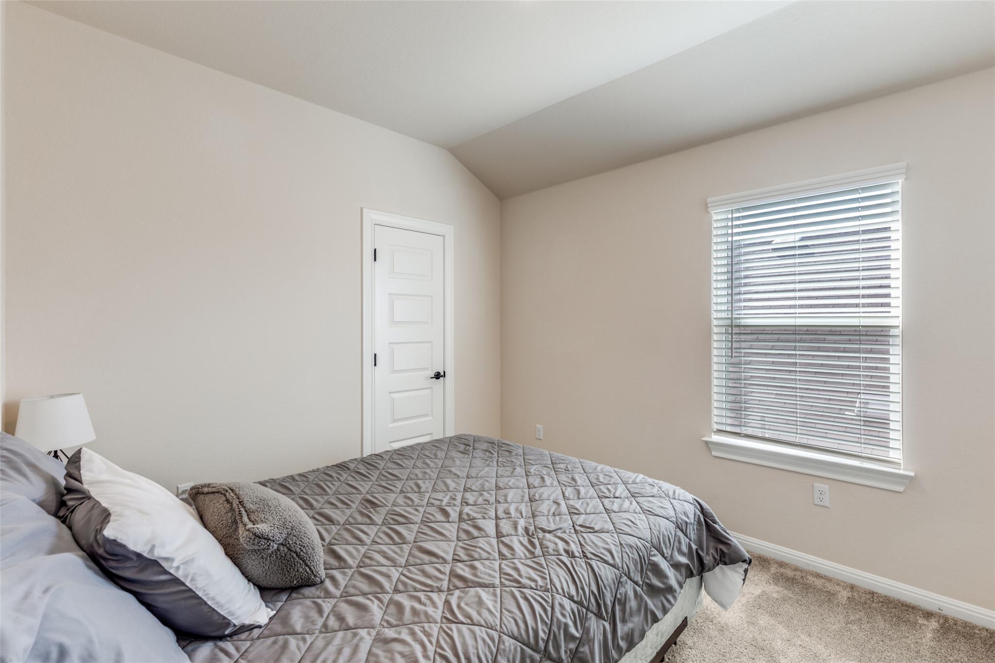 213 Sugar Cane Rd, Buda, TX 78610