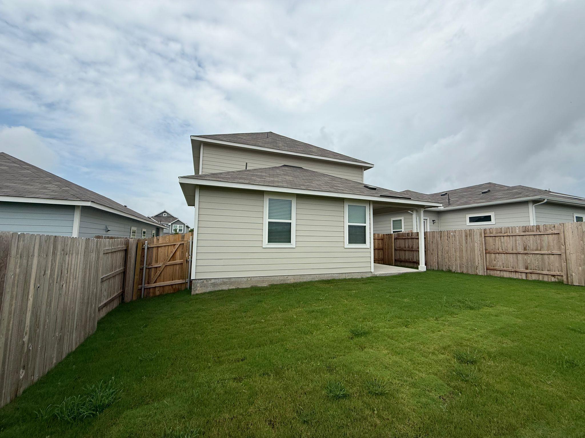 2700 Paragon Fox Dr, Pflugerville, TX 78660