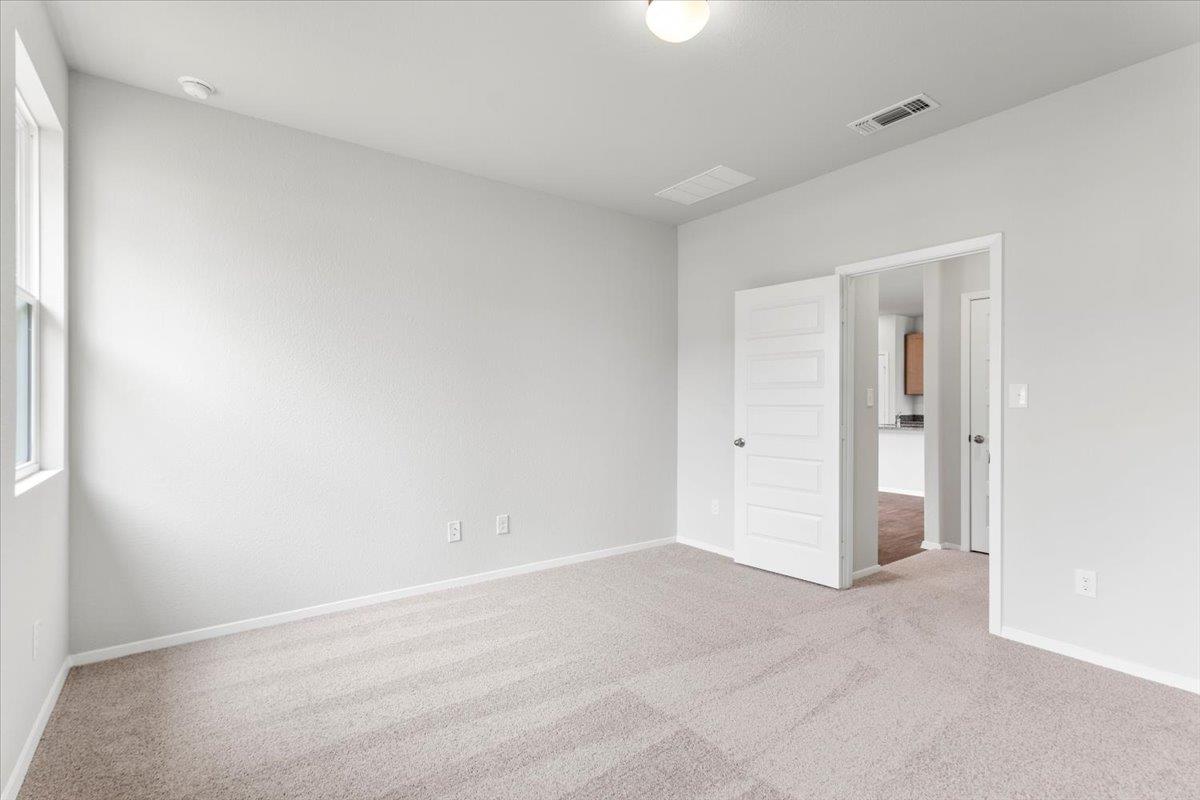 2700 Paragon Fox Dr, Pflugerville, TX 78660