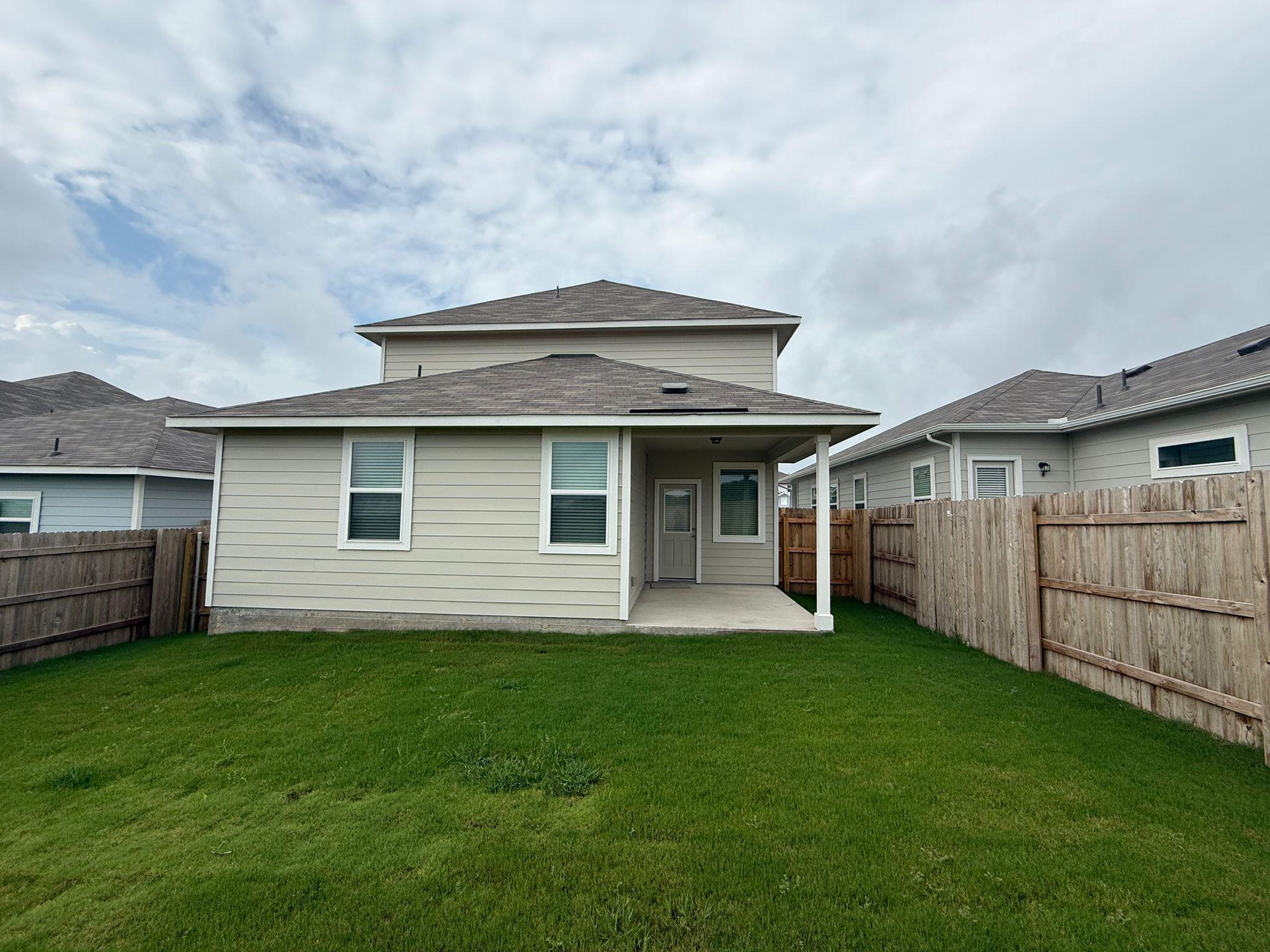 2700 Paragon Fox Dr, Pflugerville, TX 78660