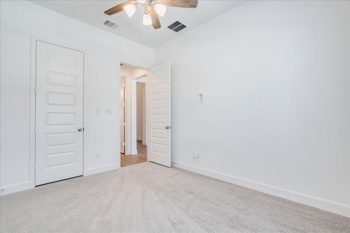 423 Kimble Creek Loop # 71, Kyle, TX 78640