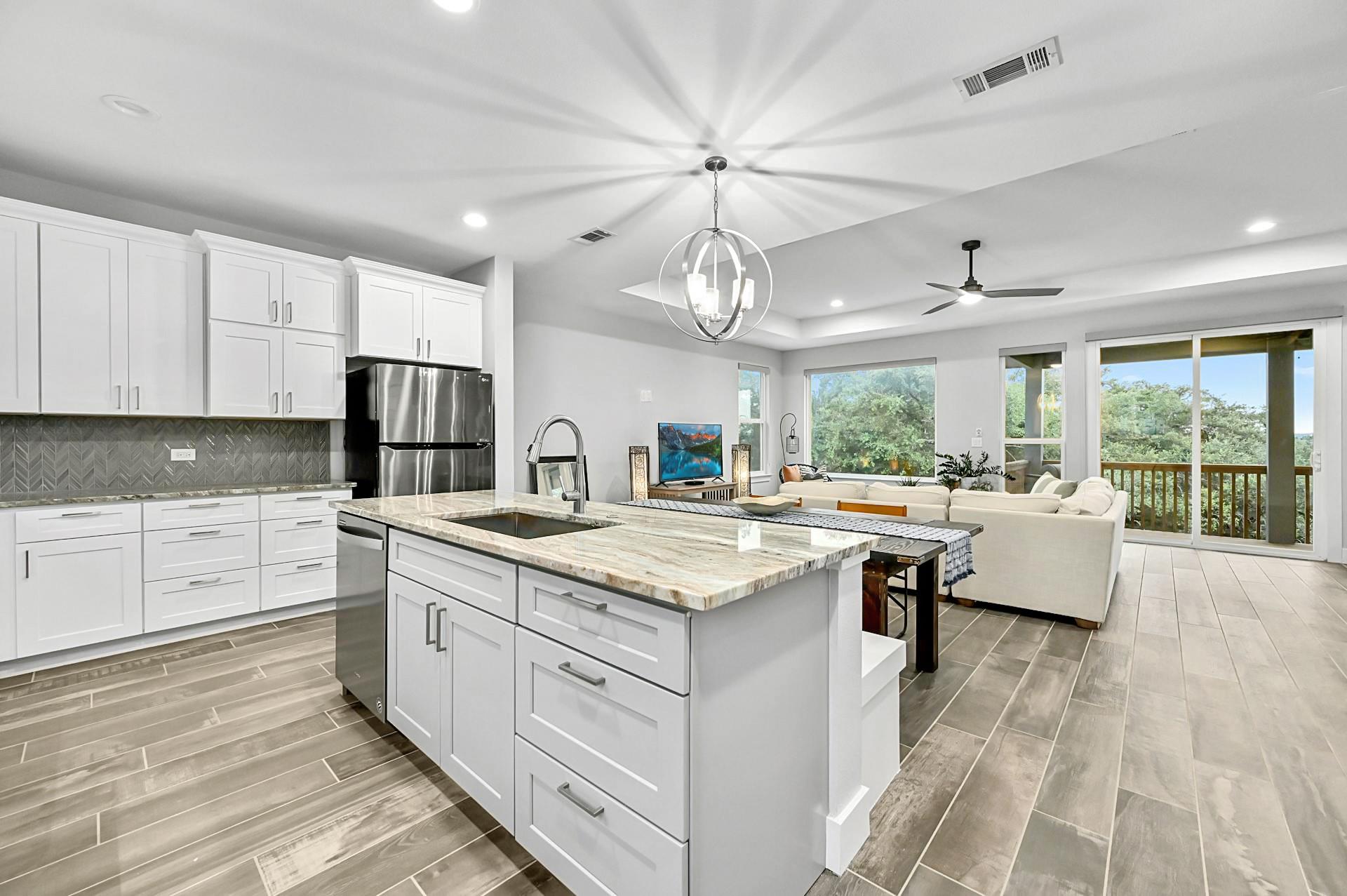 21201 Norris Cv, Lago Vista, TX 78645