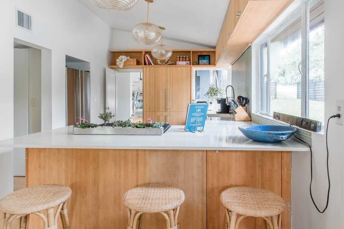 1017 Milam Pl, Austin, TX 78704