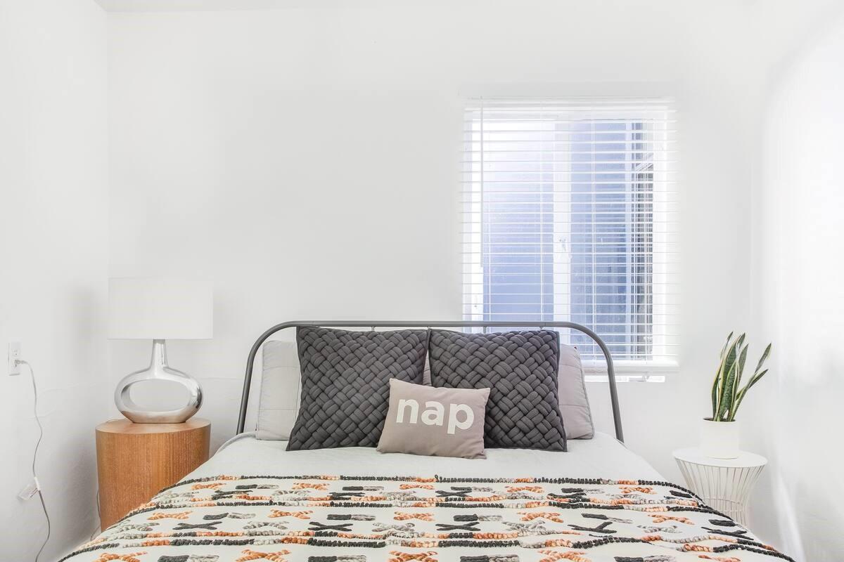 1017 Milam Pl, Austin, TX 78704