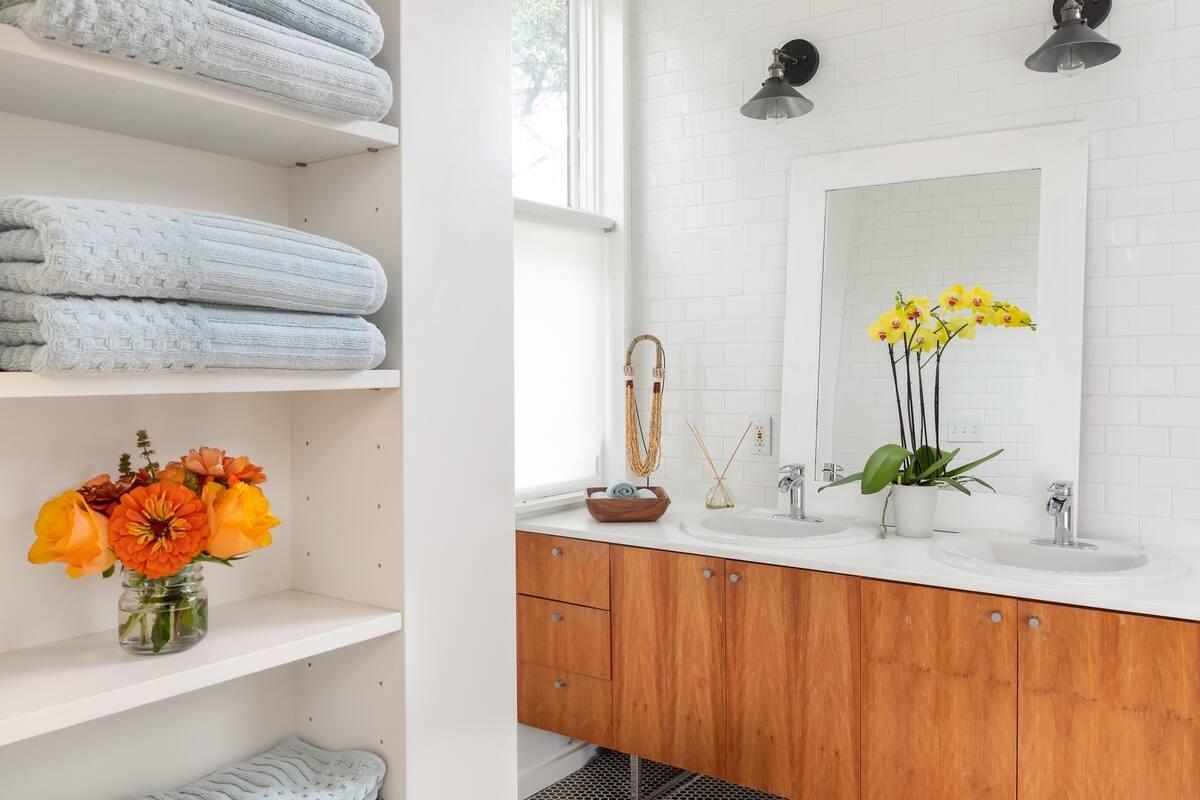 1017 Milam Pl, Austin, TX 78704