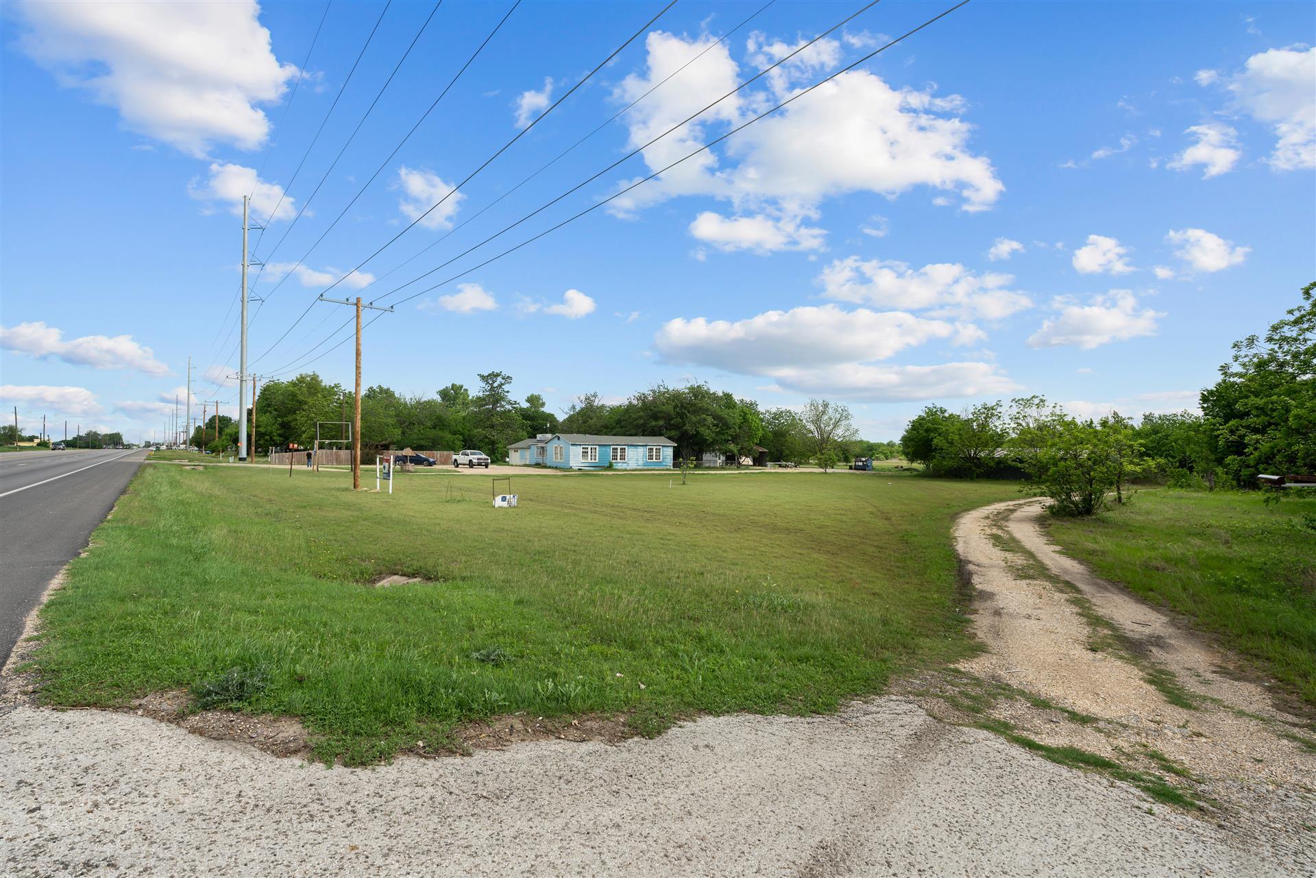 3101 S Hwy 95, Taylor, TX 76574