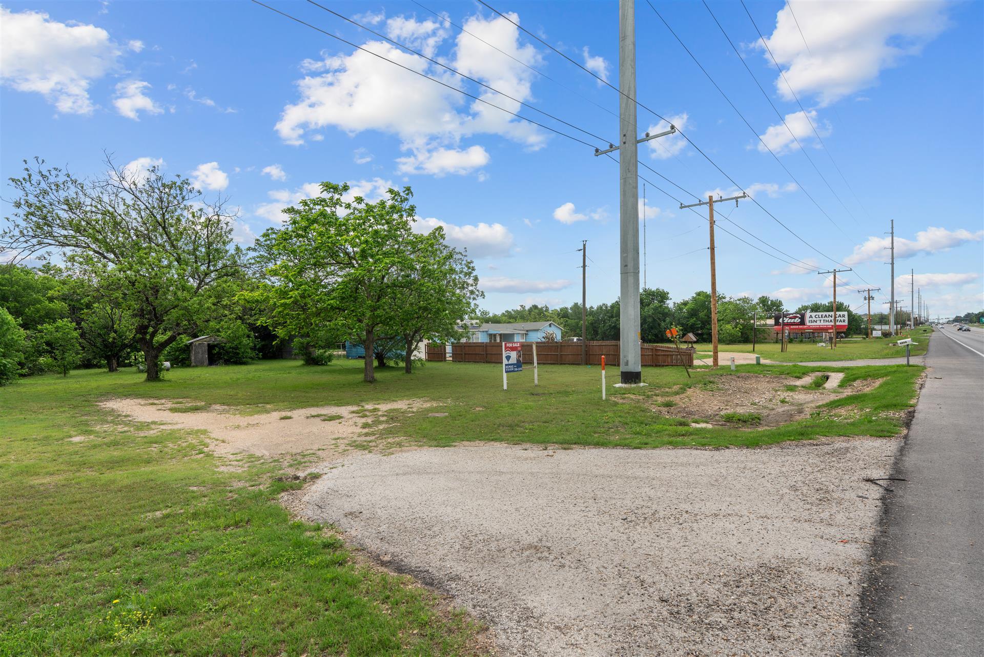 3101 S Hwy 95, Taylor, TX 76574