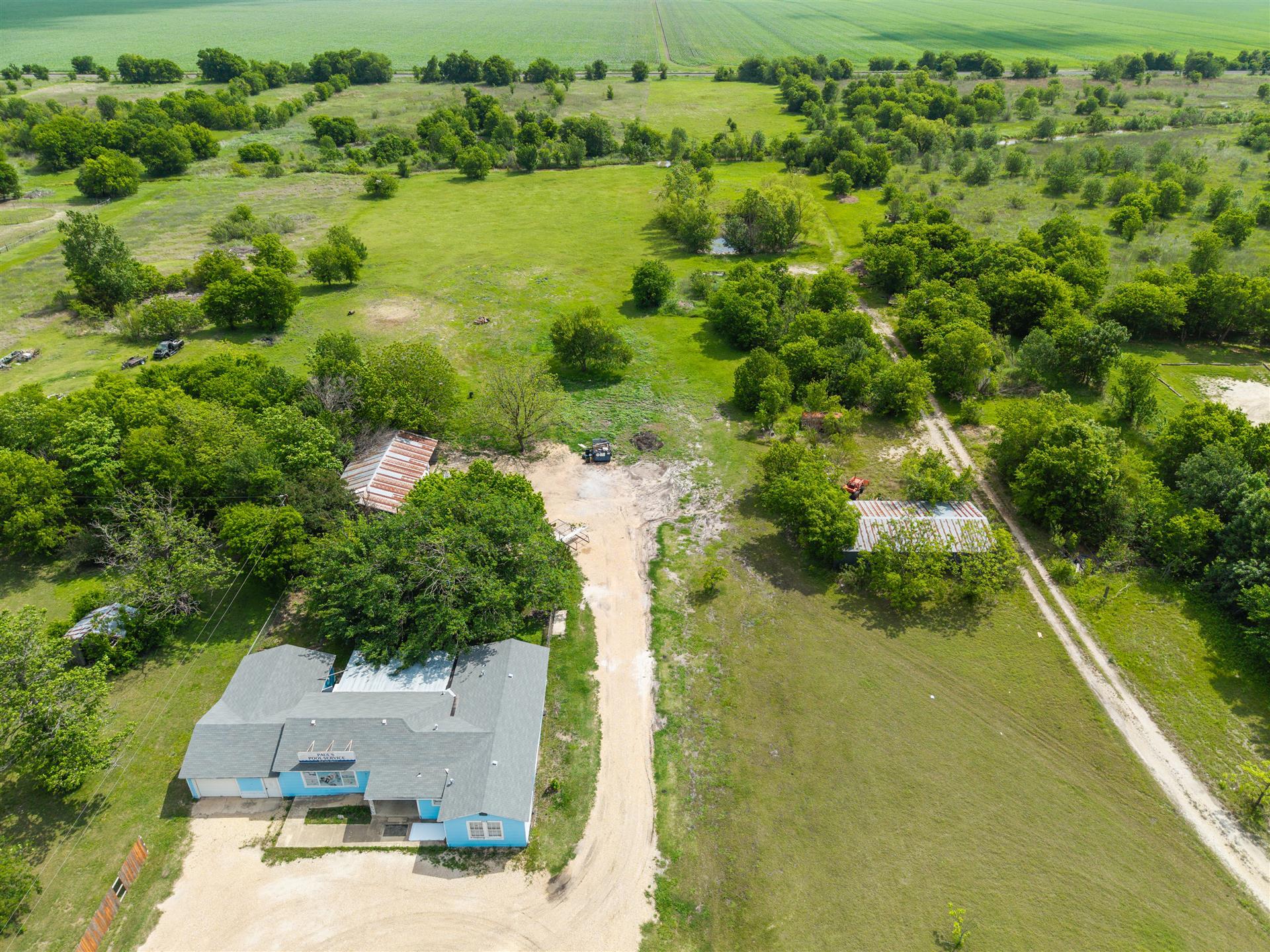 3101 S Hwy 95, Taylor, TX 76574