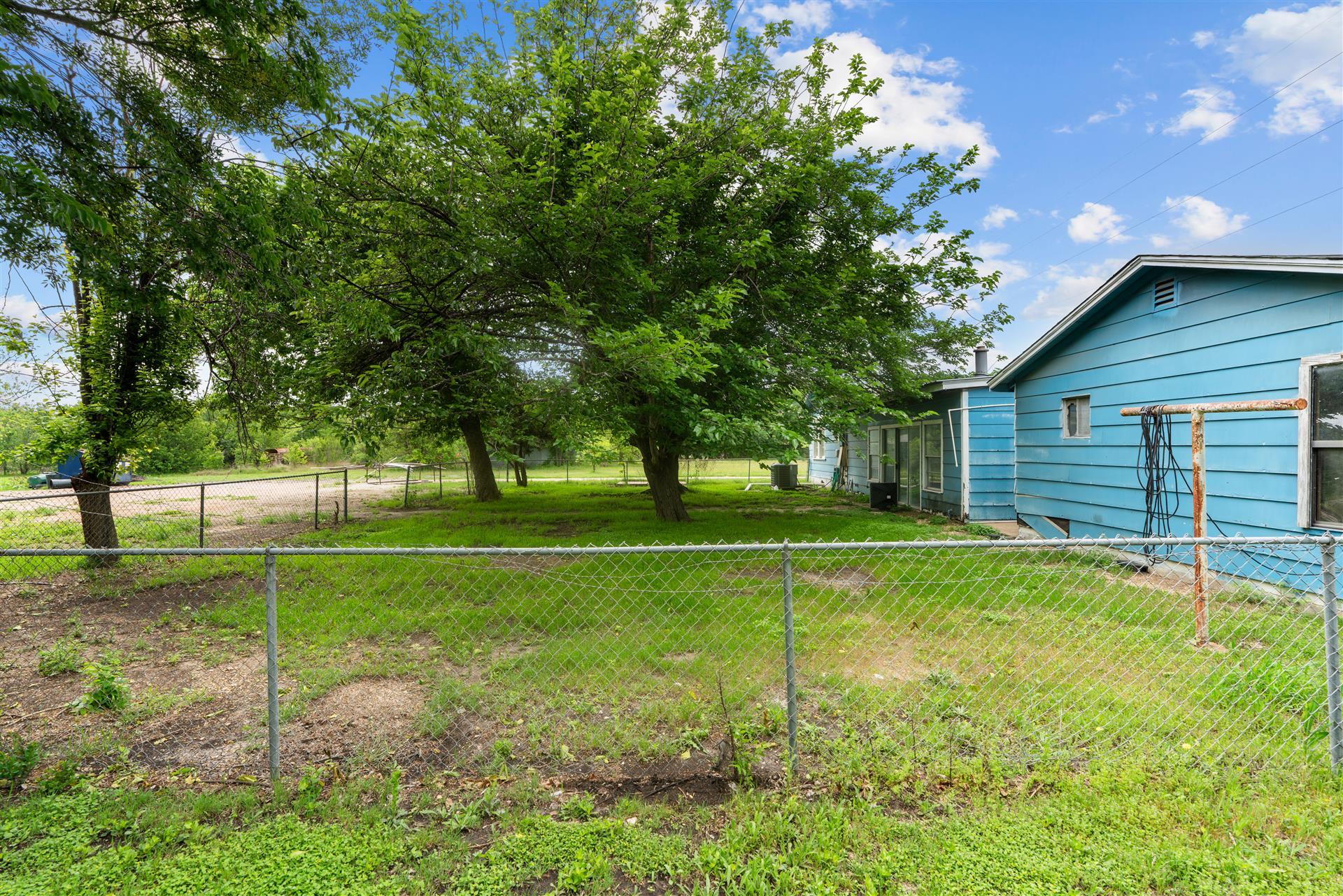 3101 S Hwy 95, Taylor, TX 76574