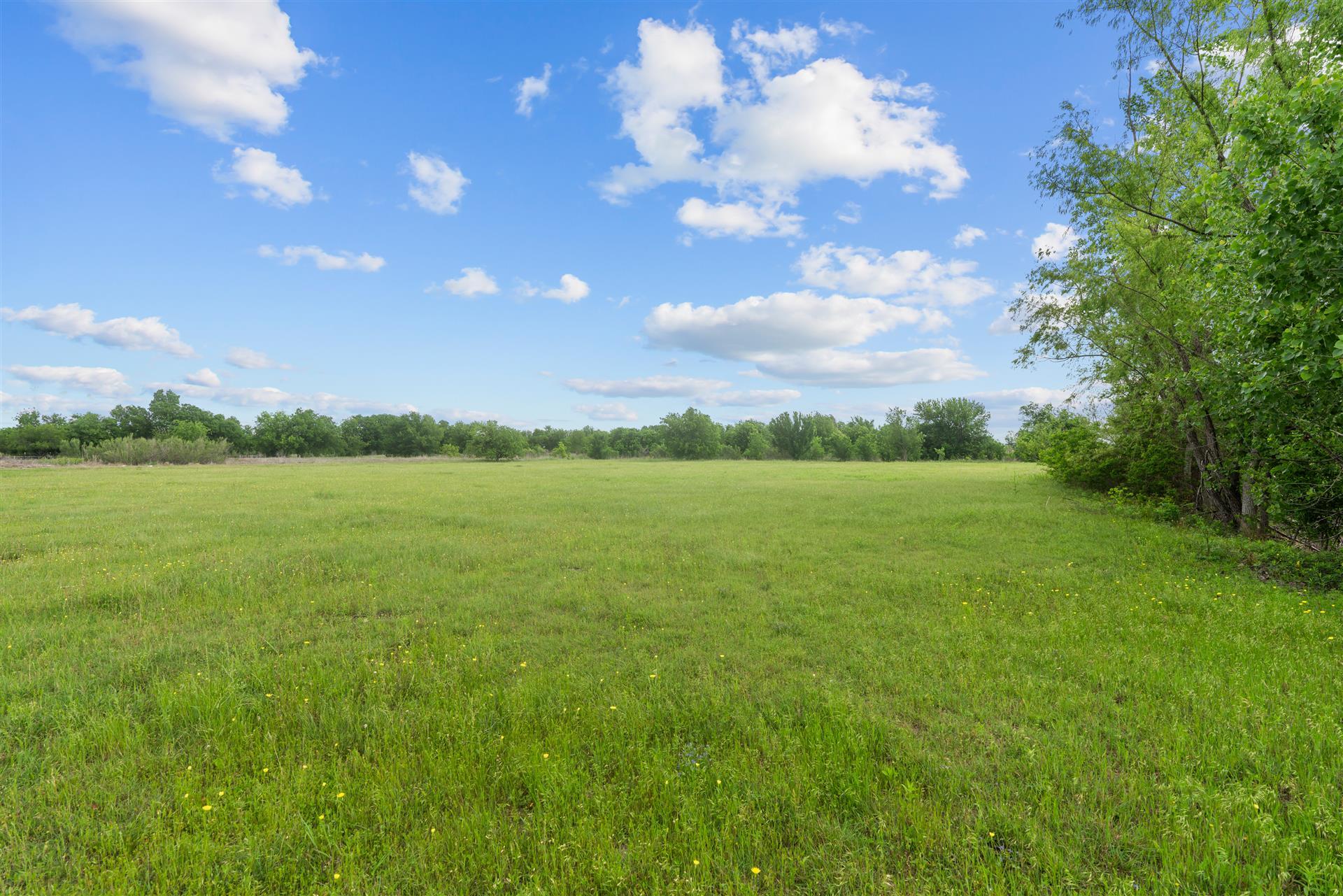 3101 S Hwy 95, Taylor, TX 76574