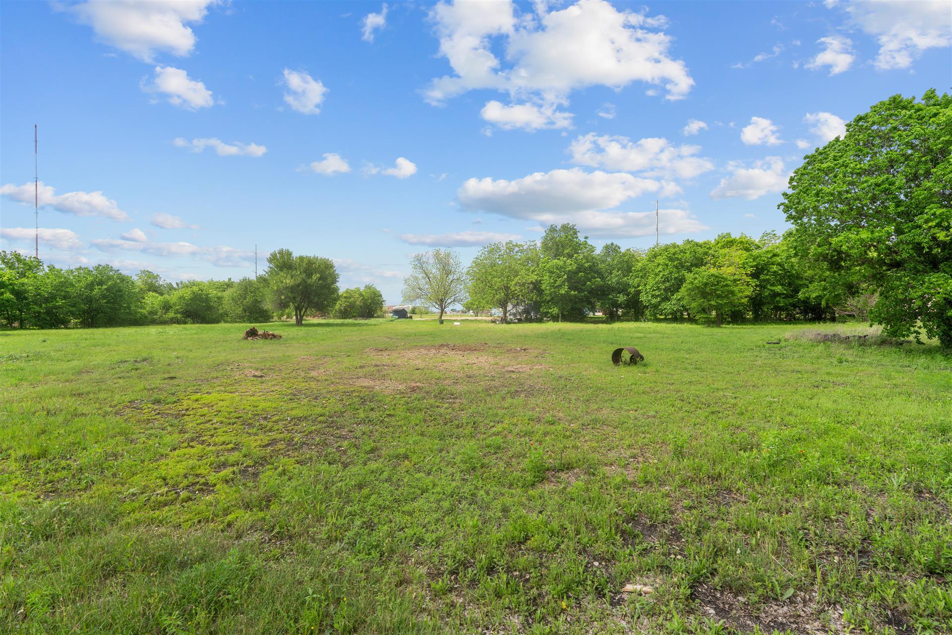 3101 S Hwy 95, Taylor, TX 76574