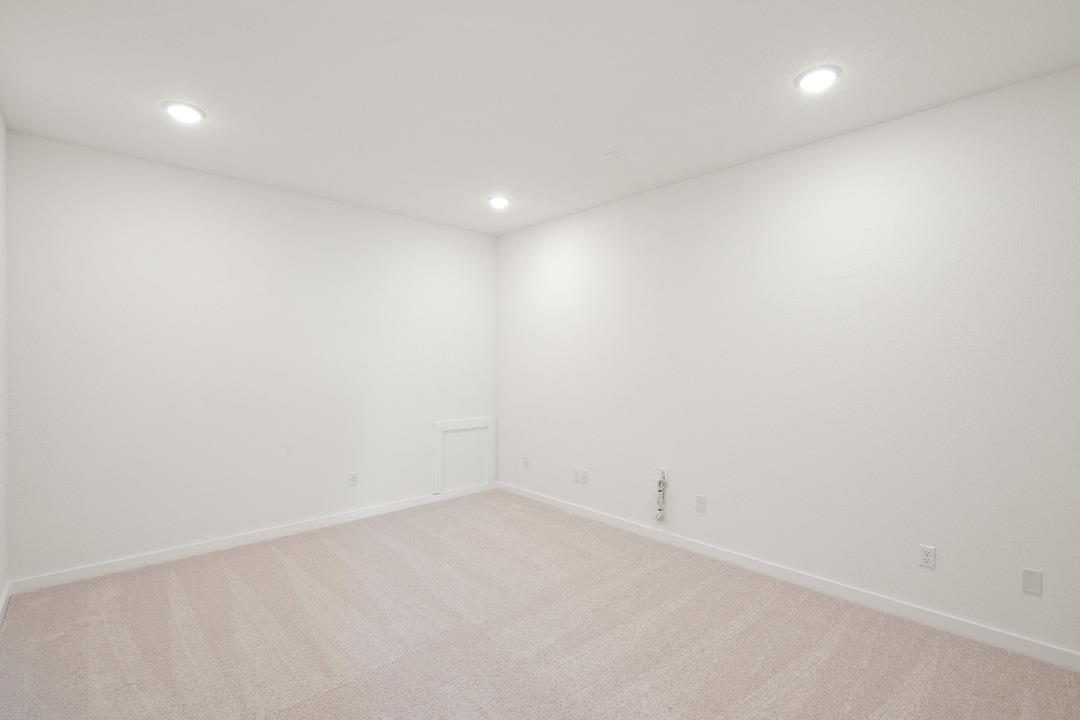 1110 Blue Moon Drive, Georgetown, TX 78628