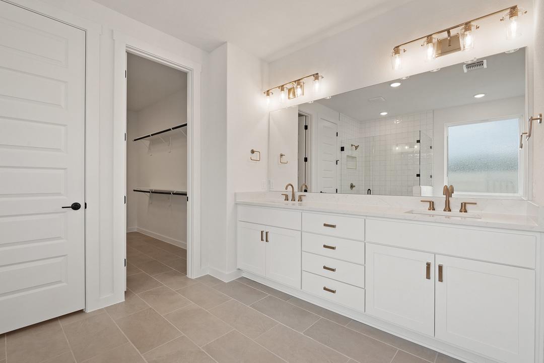 1110 Blue Moon Drive, Georgetown, TX 78628