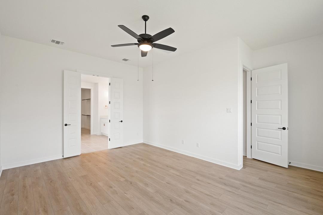 1110 Blue Moon Drive, Georgetown, TX 78628