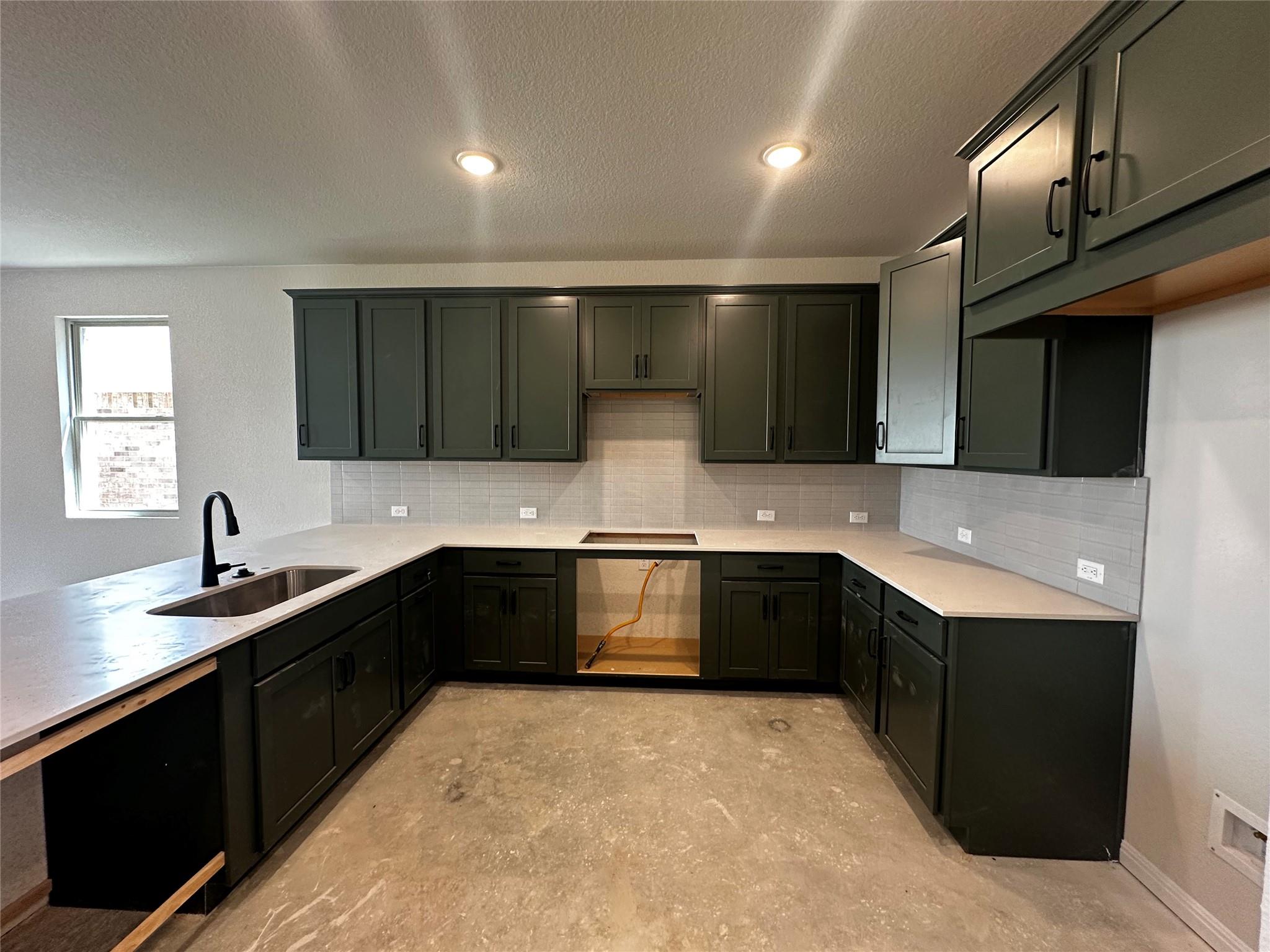 1053 Sienna Bear Rd, Georgetown, TX 78633