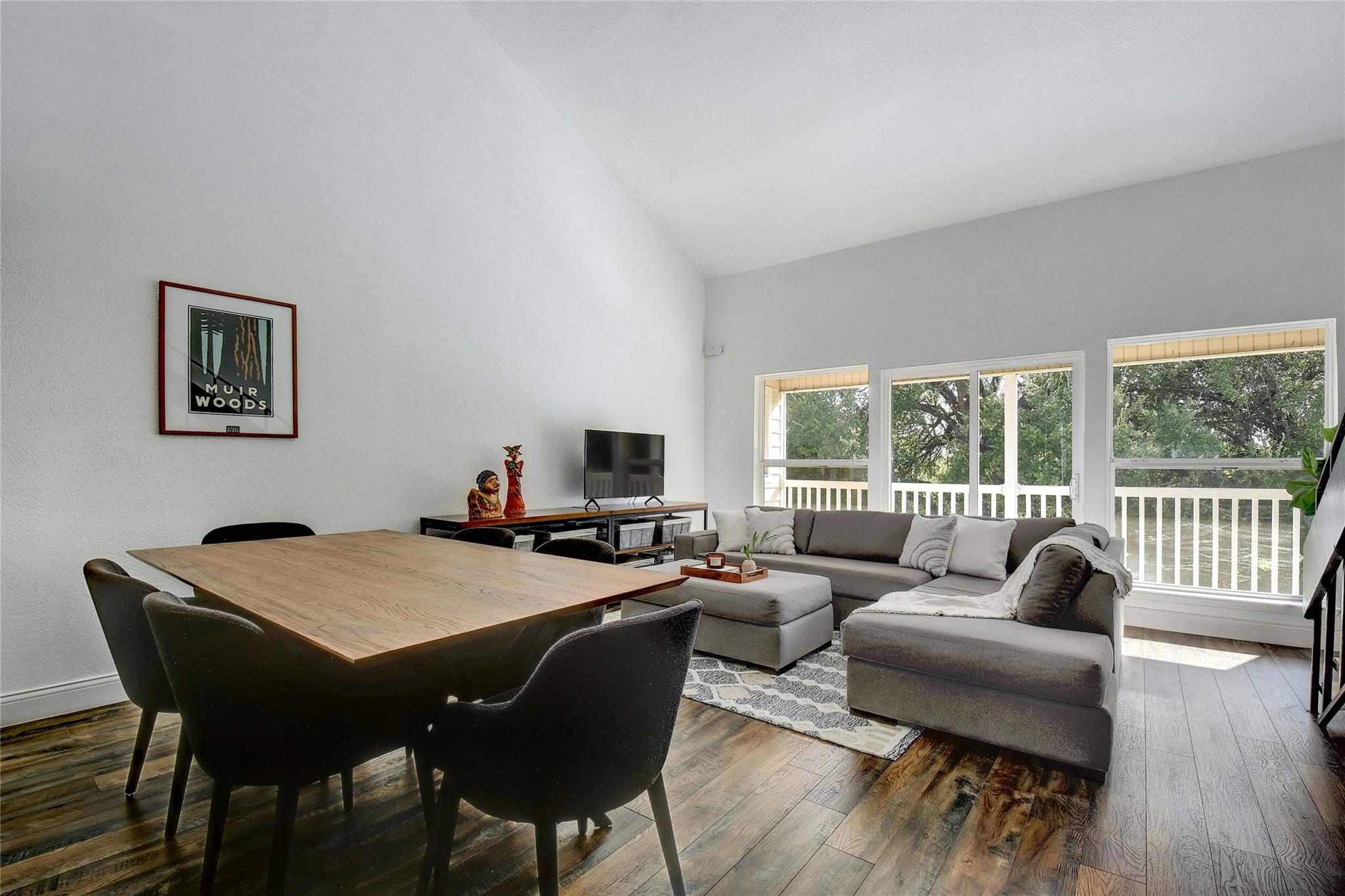 1818 S Lakeshore Blvd # 30, Austin, TX 78741