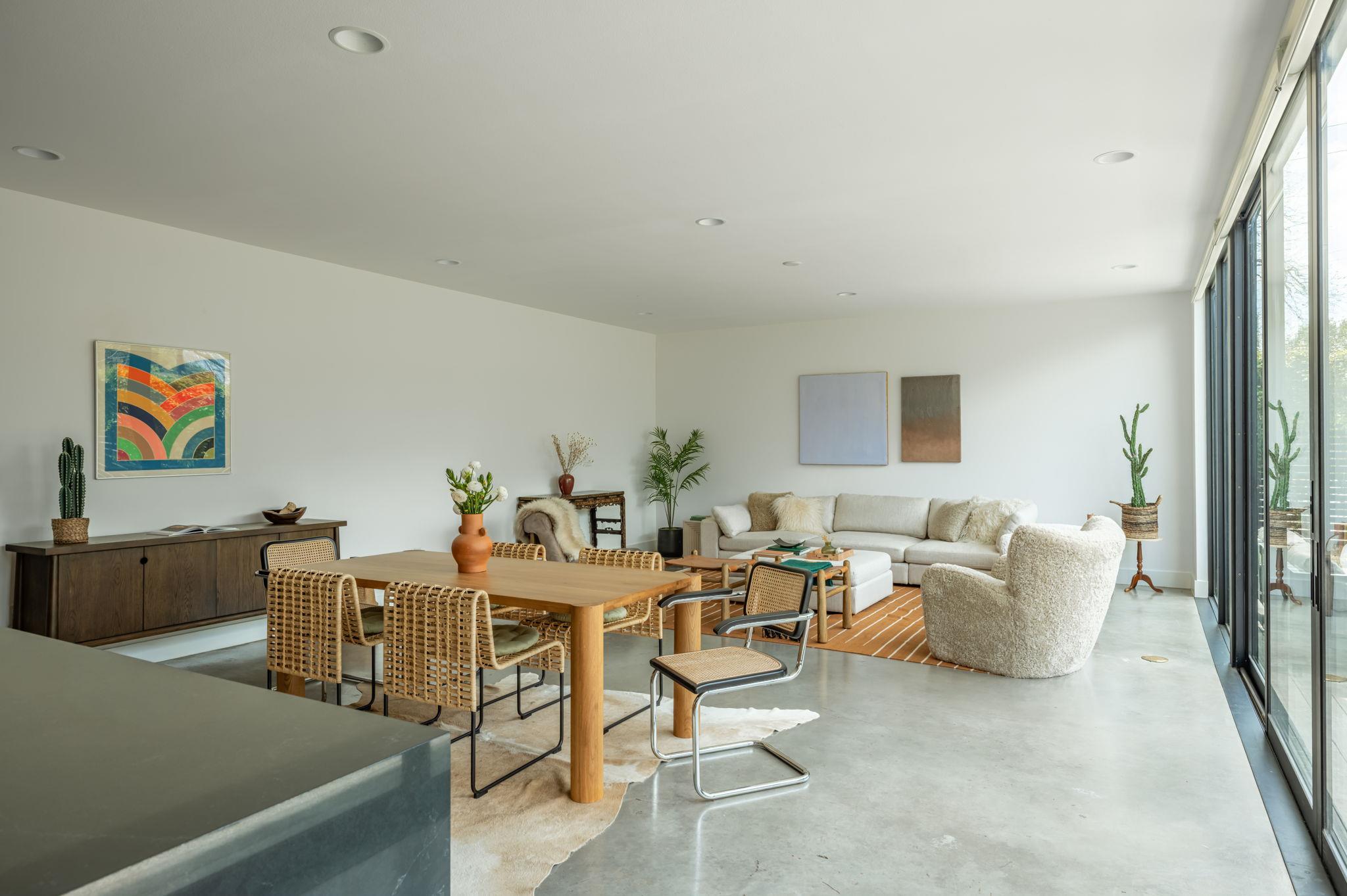 2014 E 2nd St, Austin, TX 78702