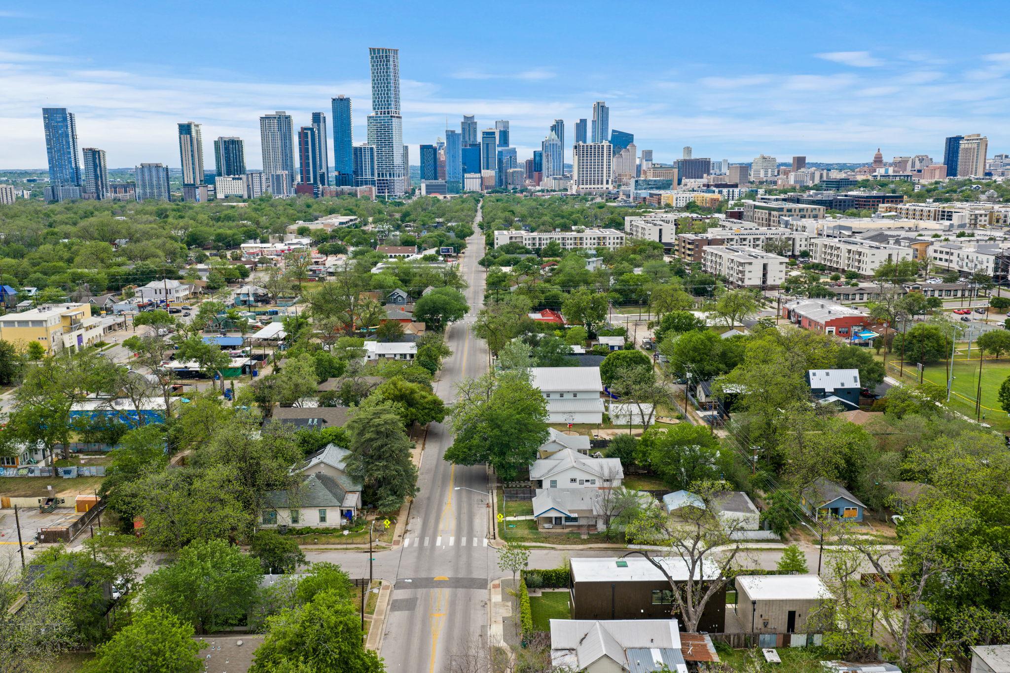 2014 E 2nd St, Austin, TX 78702