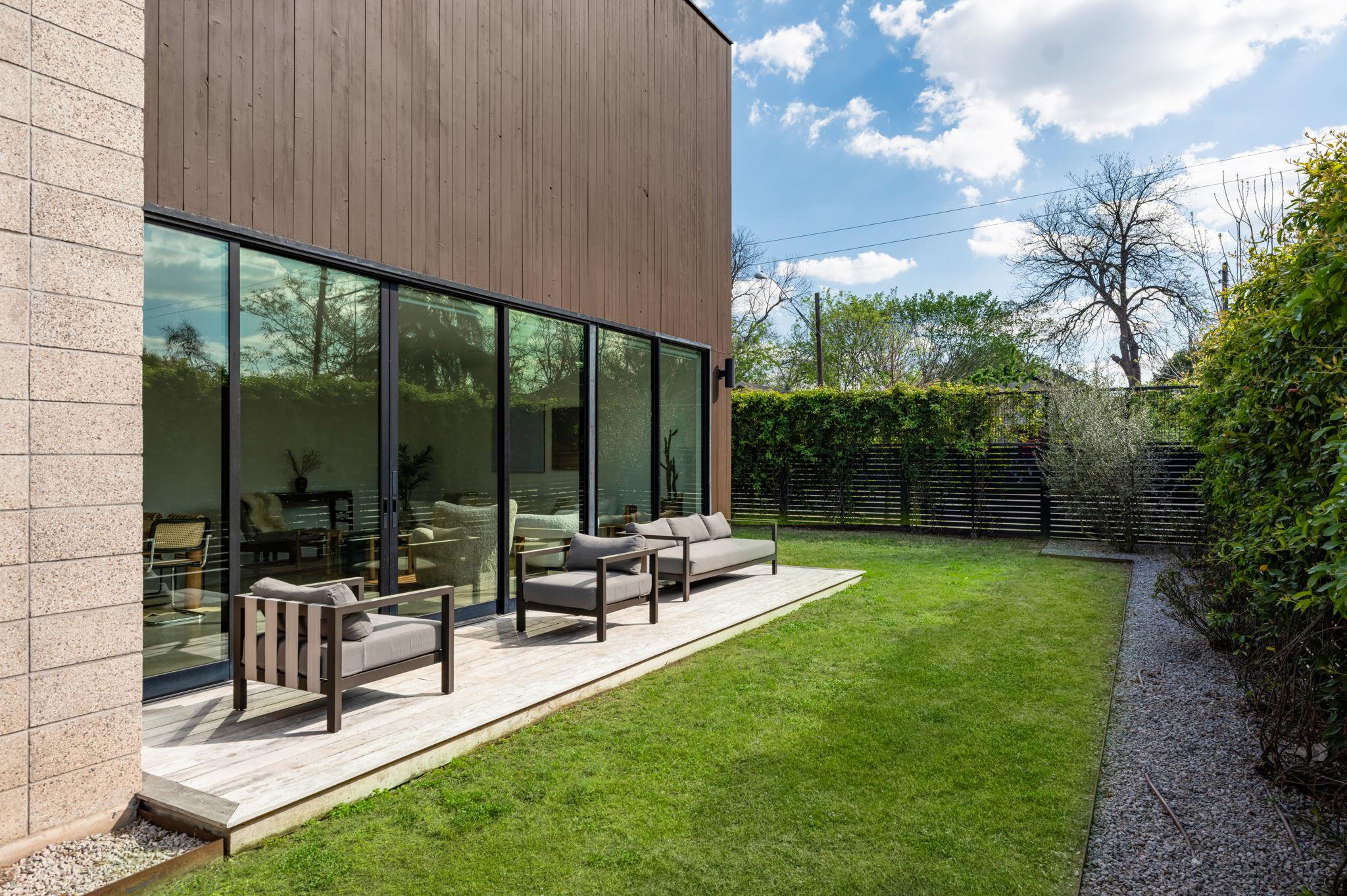 2014 E 2nd St, Austin, TX 78702