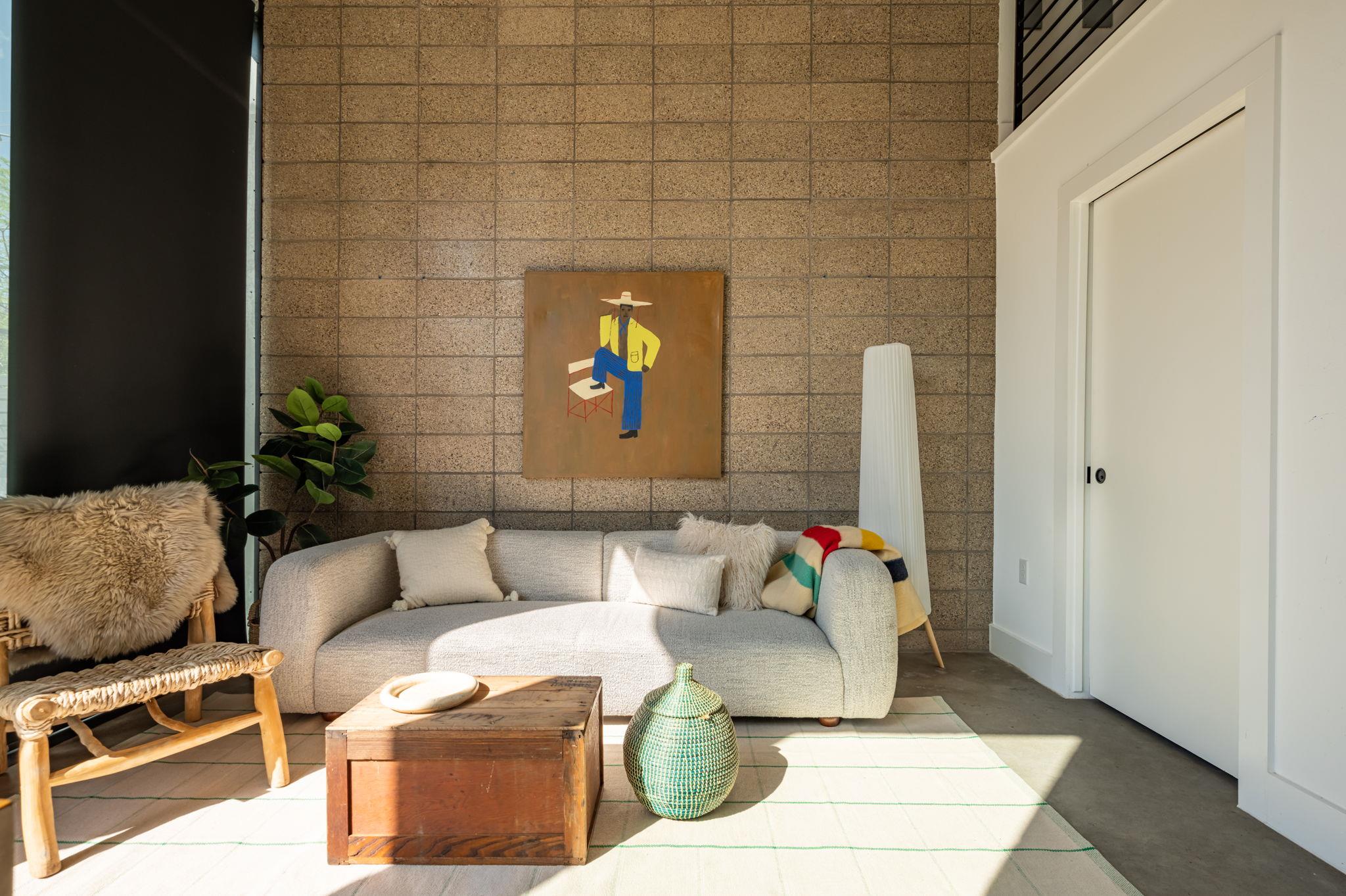 2014 E 2nd St, Austin, TX 78702