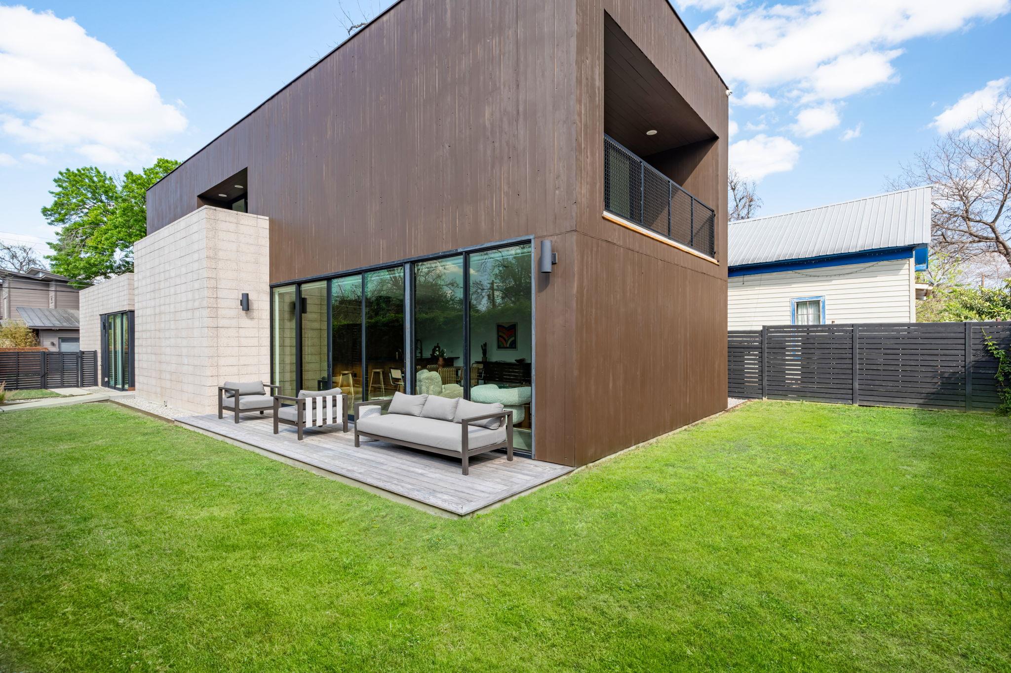 2014 E 2nd St, Austin, TX 78702