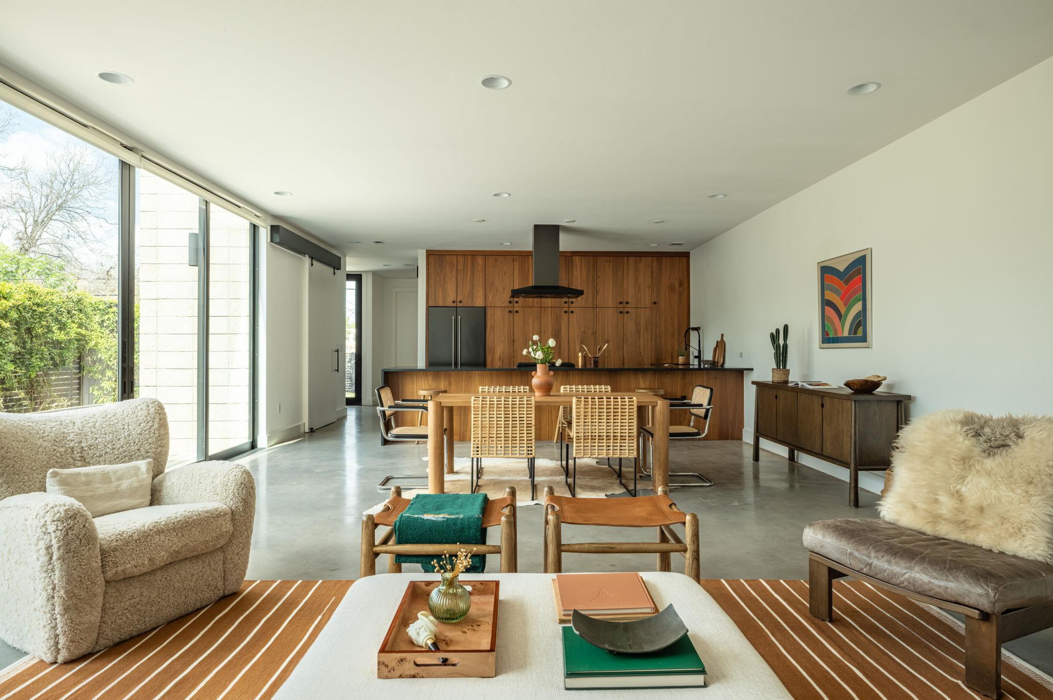 2014 E 2nd St, Austin, TX 78702