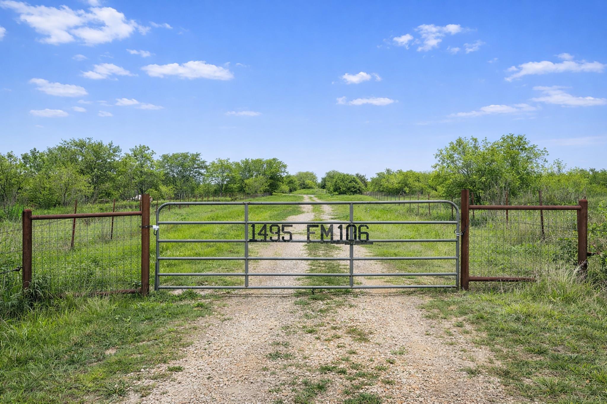 14985 Fm 86, Dale, TX 78616