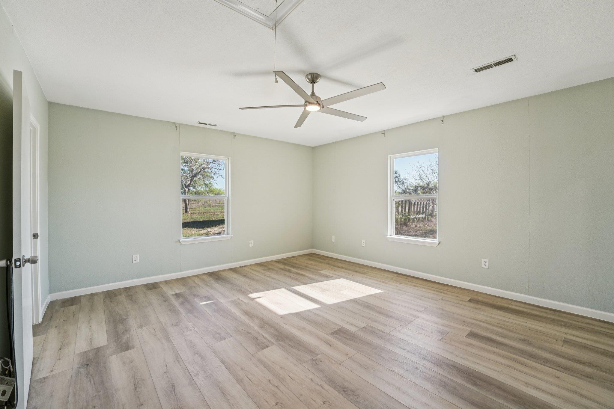 14985 Fm 86, Dale, TX 78616