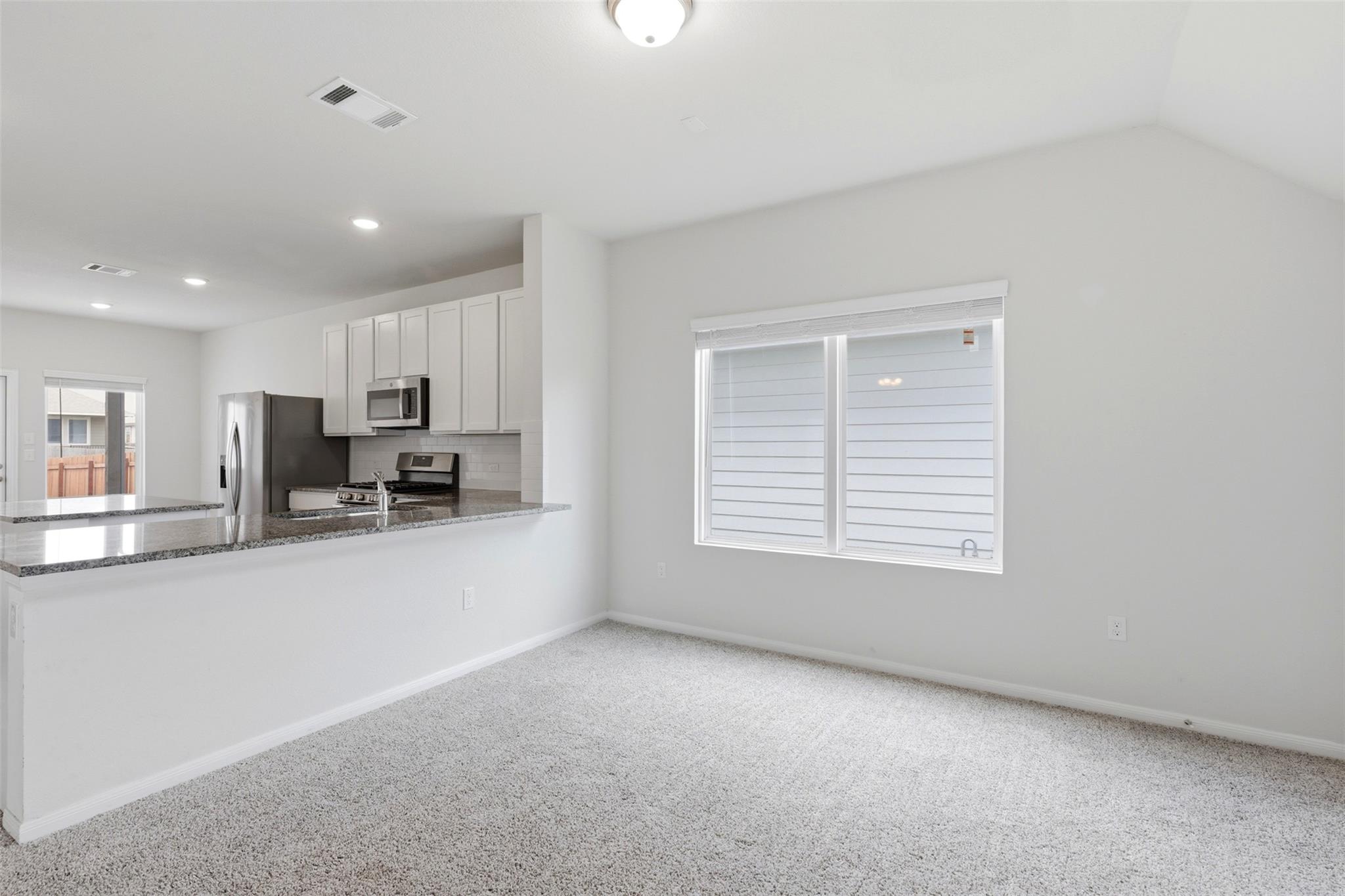 141 Everglades Dr, Kyle, TX 78640