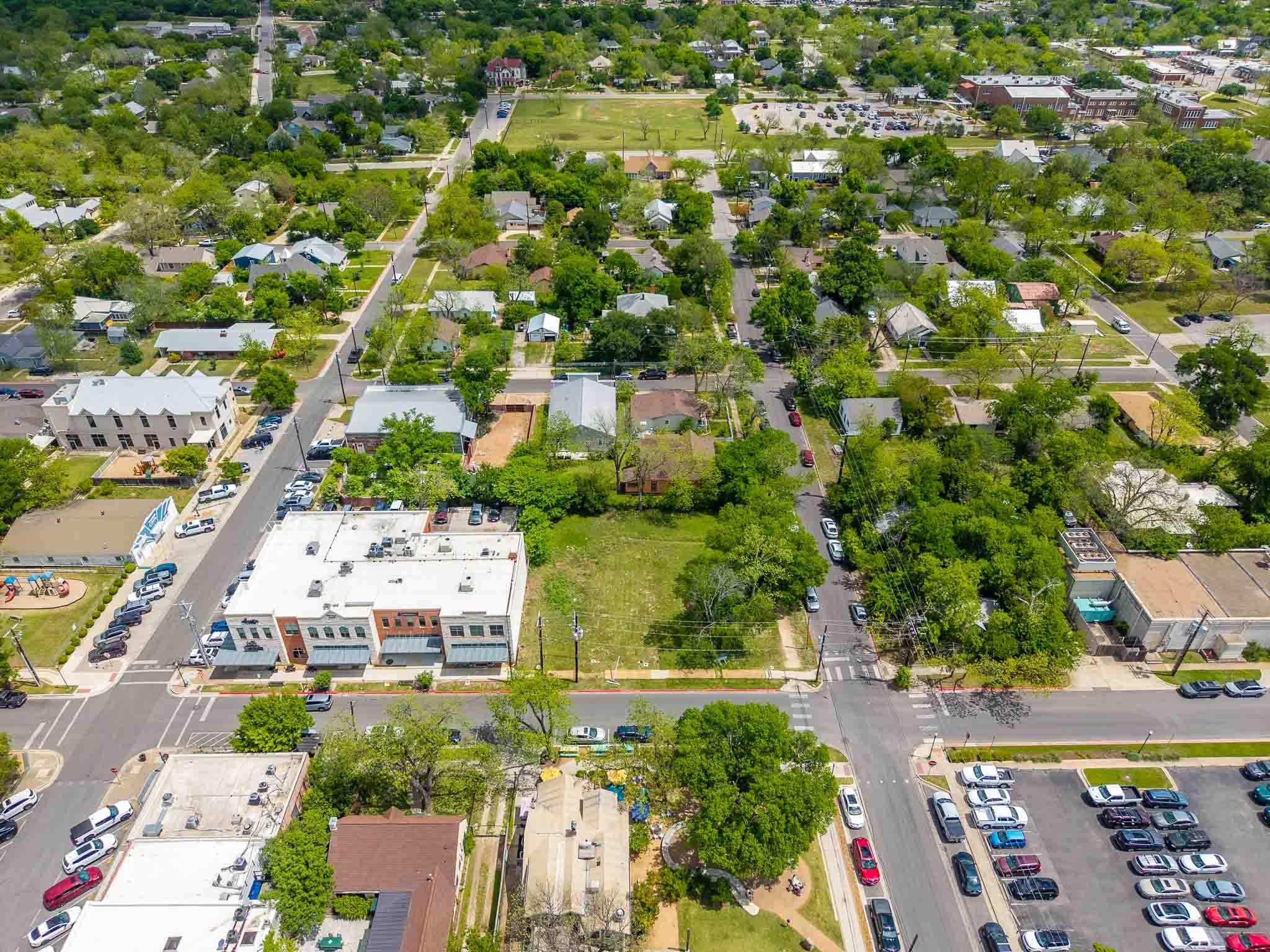 203 E 9th St, Georgetown, TX 78626