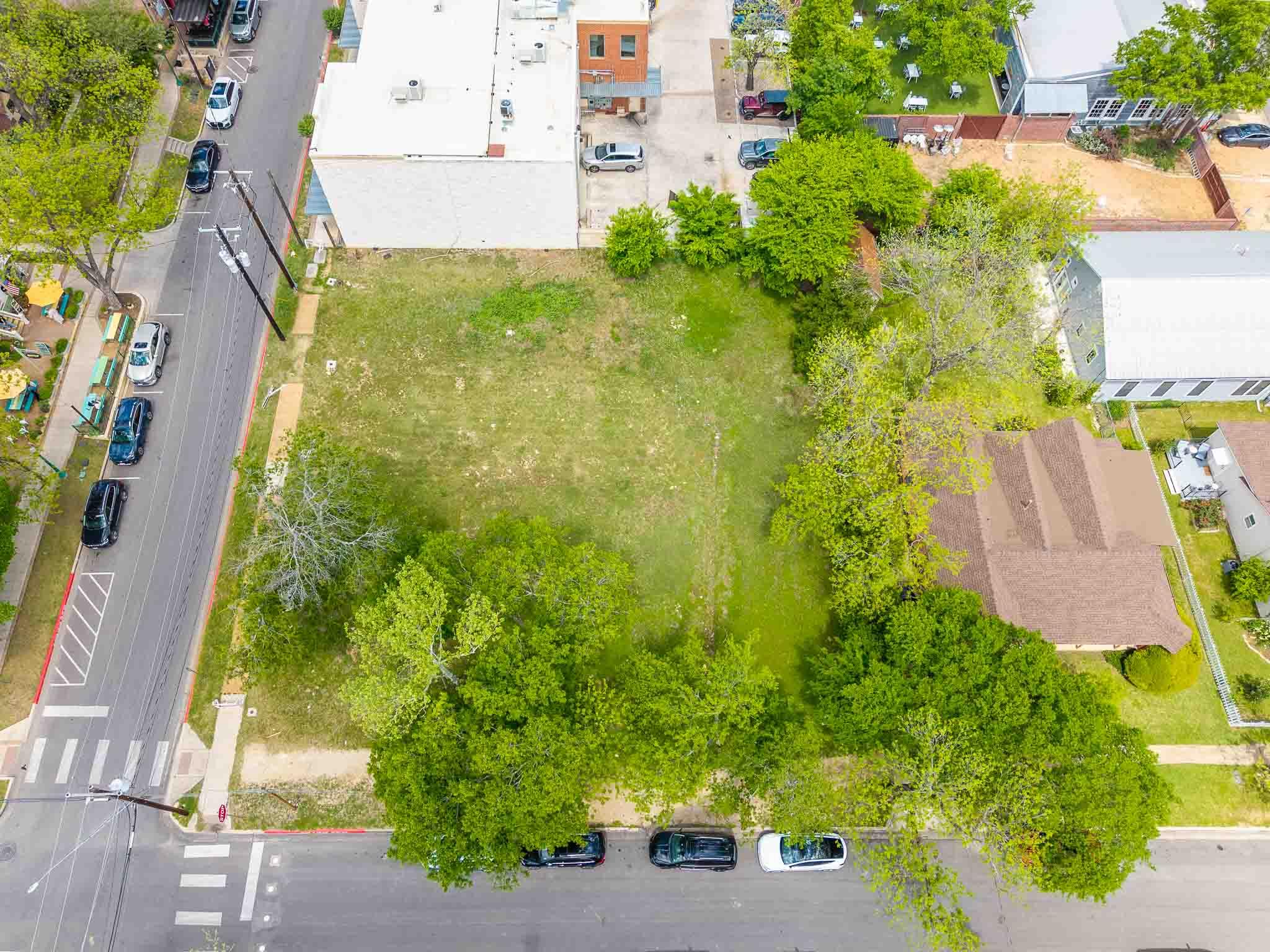 203 E 9th St, Georgetown, TX 78626