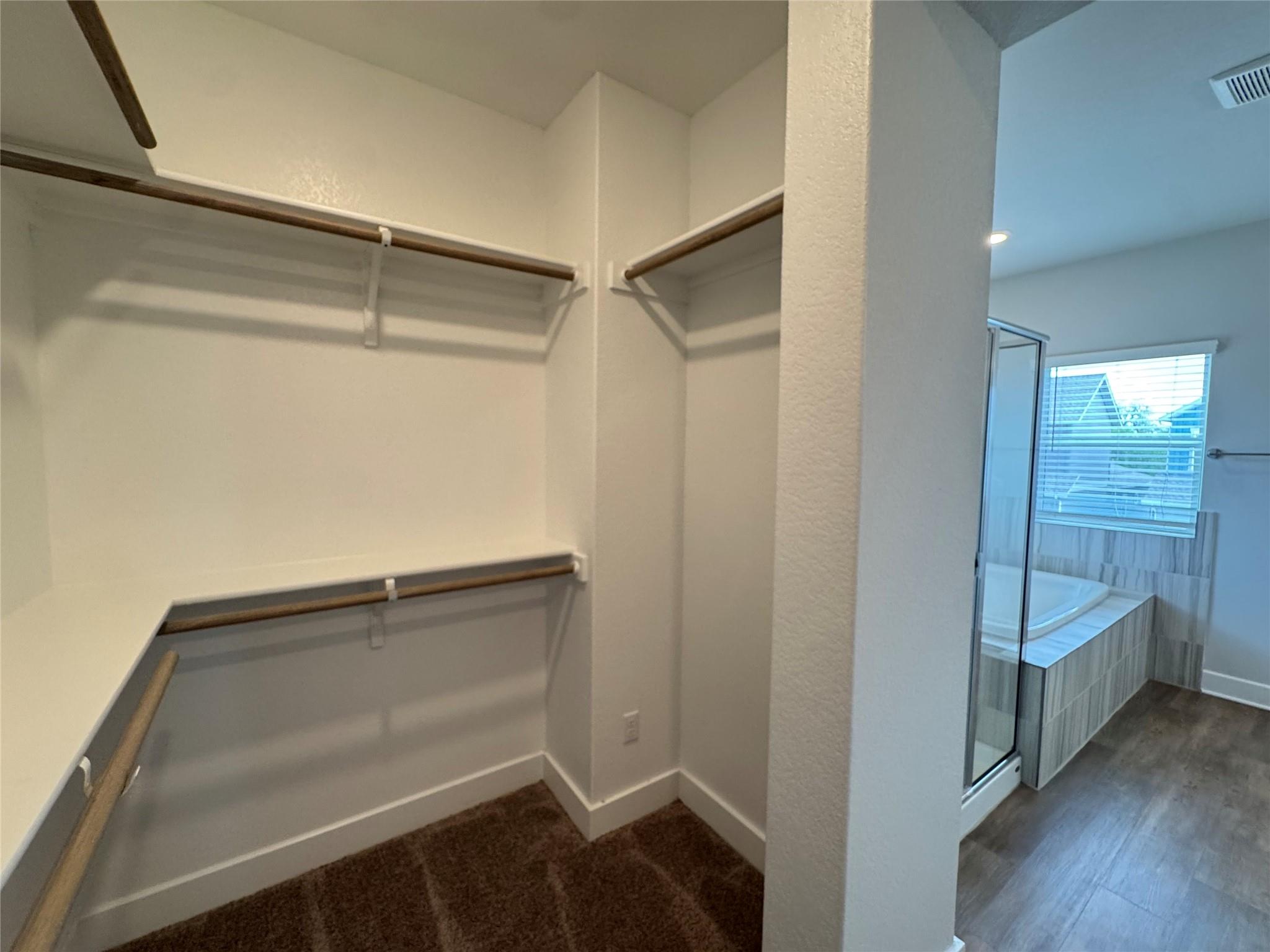 3000 Chisholm Trail Rd # 33, Round Rock, TX 78681