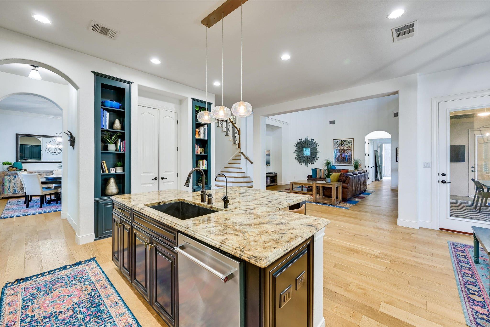 2520 Ionian Cv, Austin, TX 78730