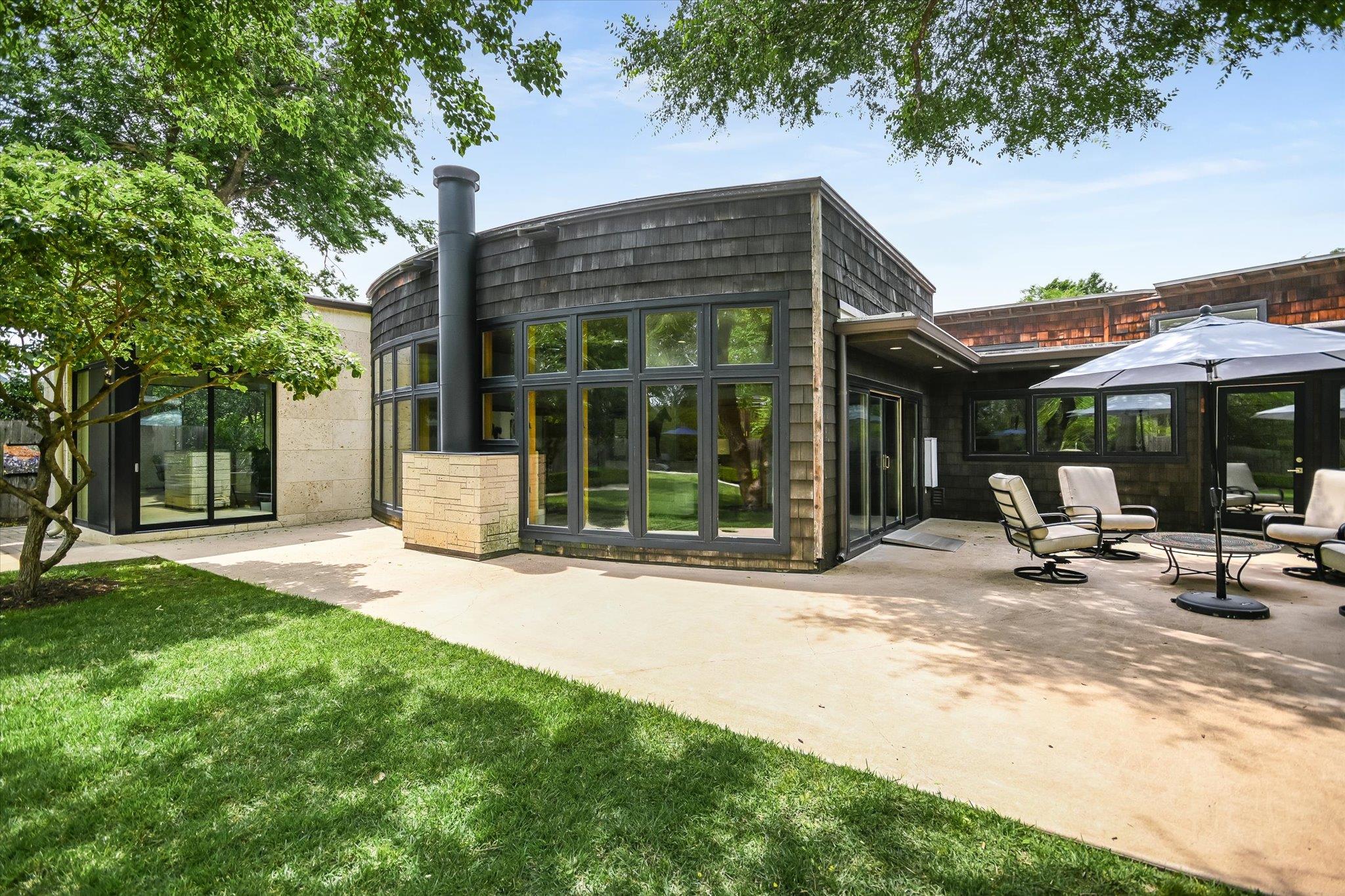 4901 Valley Oak Dr, Austin, TX 78731