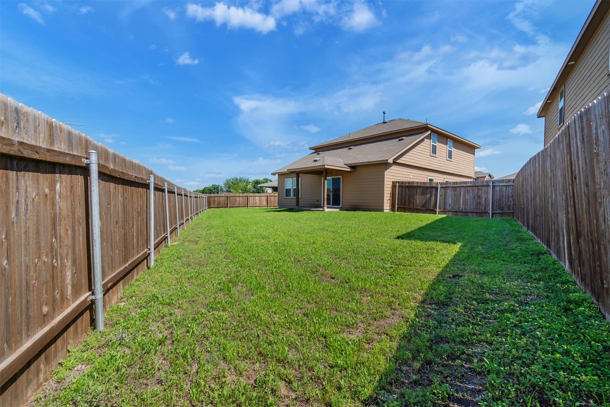 1212 Tricia Cv, Hutto, TX 78634
