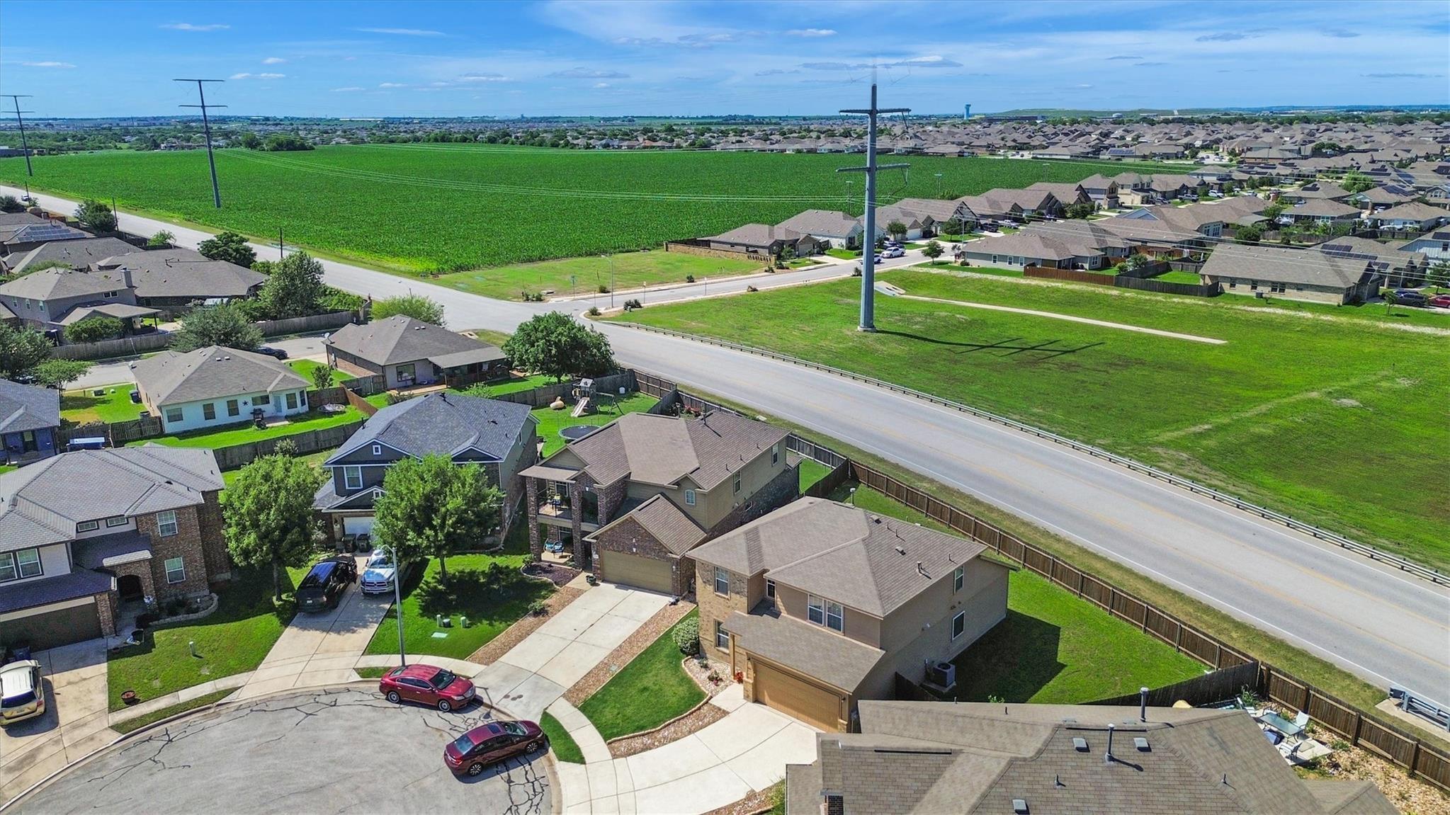 1212 Tricia Cv, Hutto, TX 78634