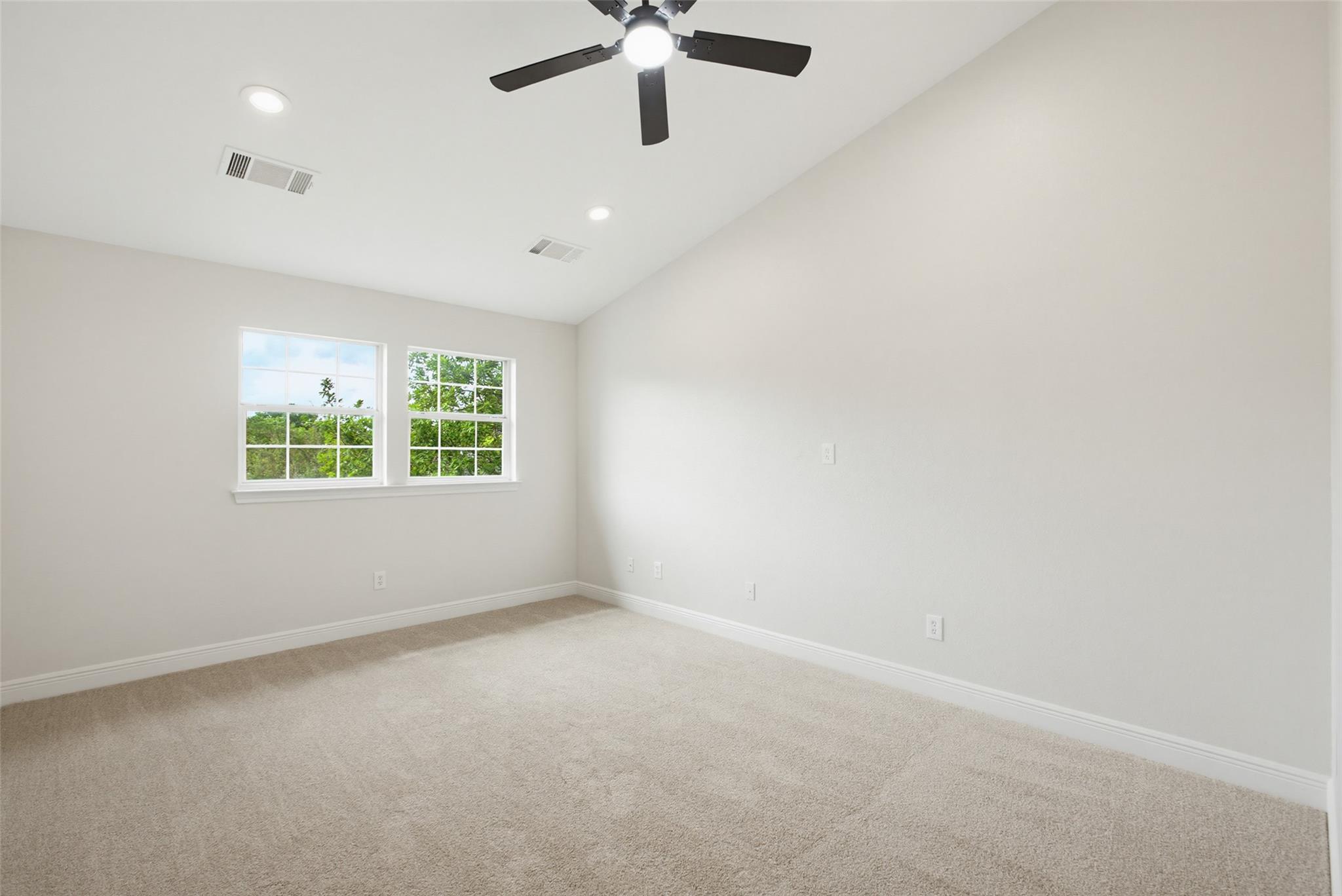 302 Deepwood Dr, Georgetown, TX 78628