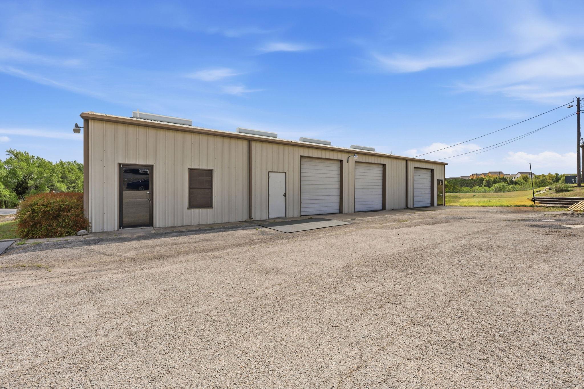 9219 Highway 290 W, Austin, TX 78736