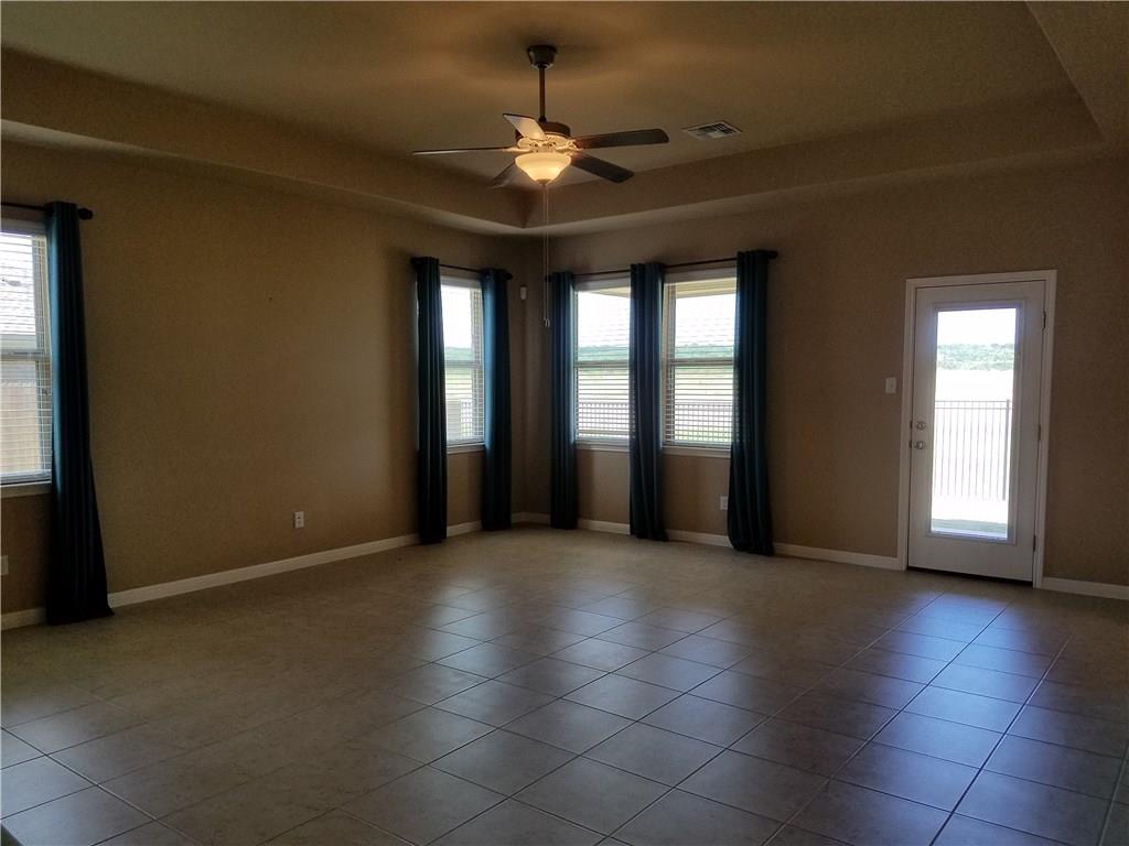 743 Easton Dr, San Marcos, TX 78666