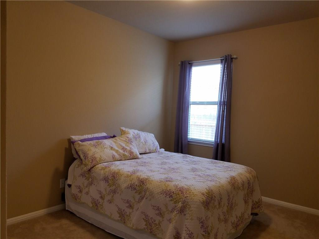 743 Easton Dr, San Marcos, TX 78666