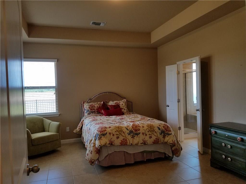 743 Easton Dr, San Marcos, TX 78666