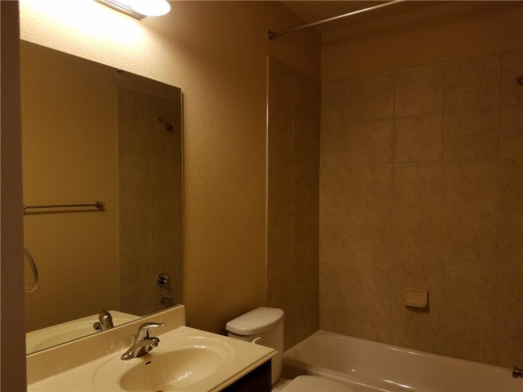 743 Easton Dr, San Marcos, TX 78666