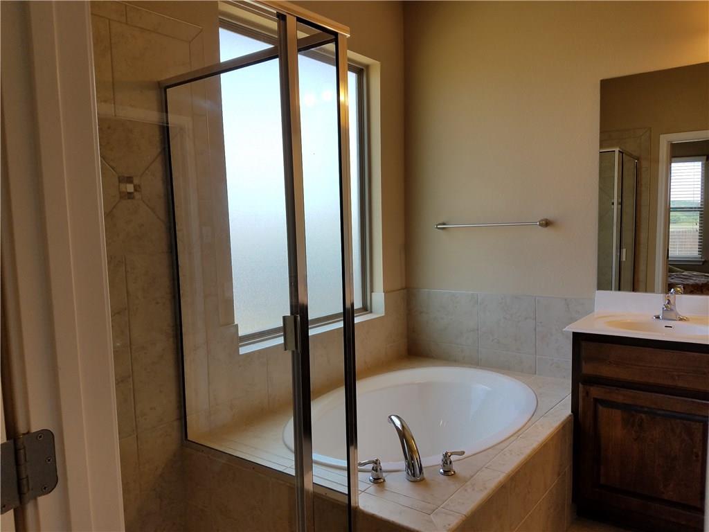 743 Easton Dr, San Marcos, TX 78666