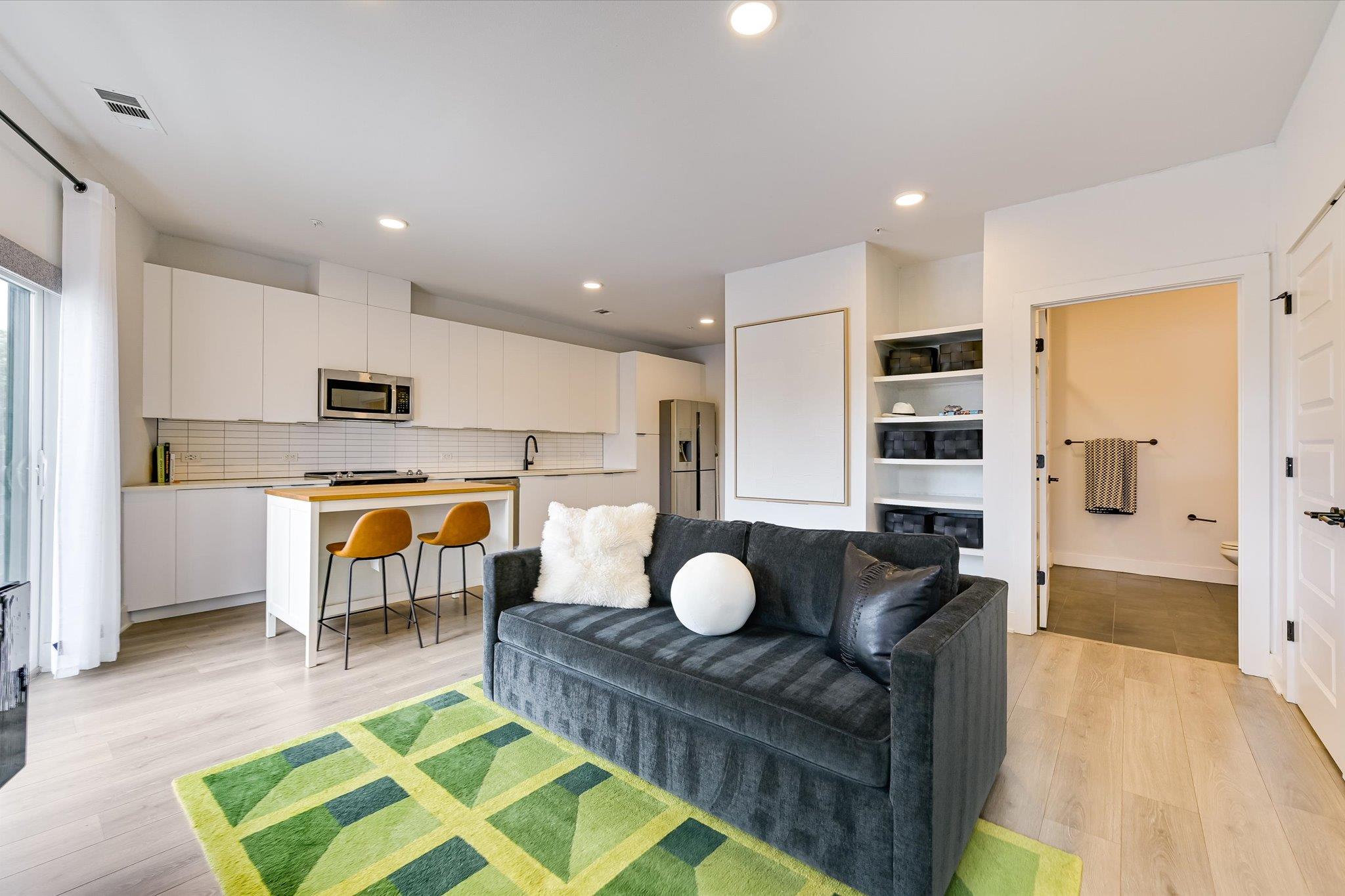 2220 Webberville Rd # 308, Austin, TX 78702