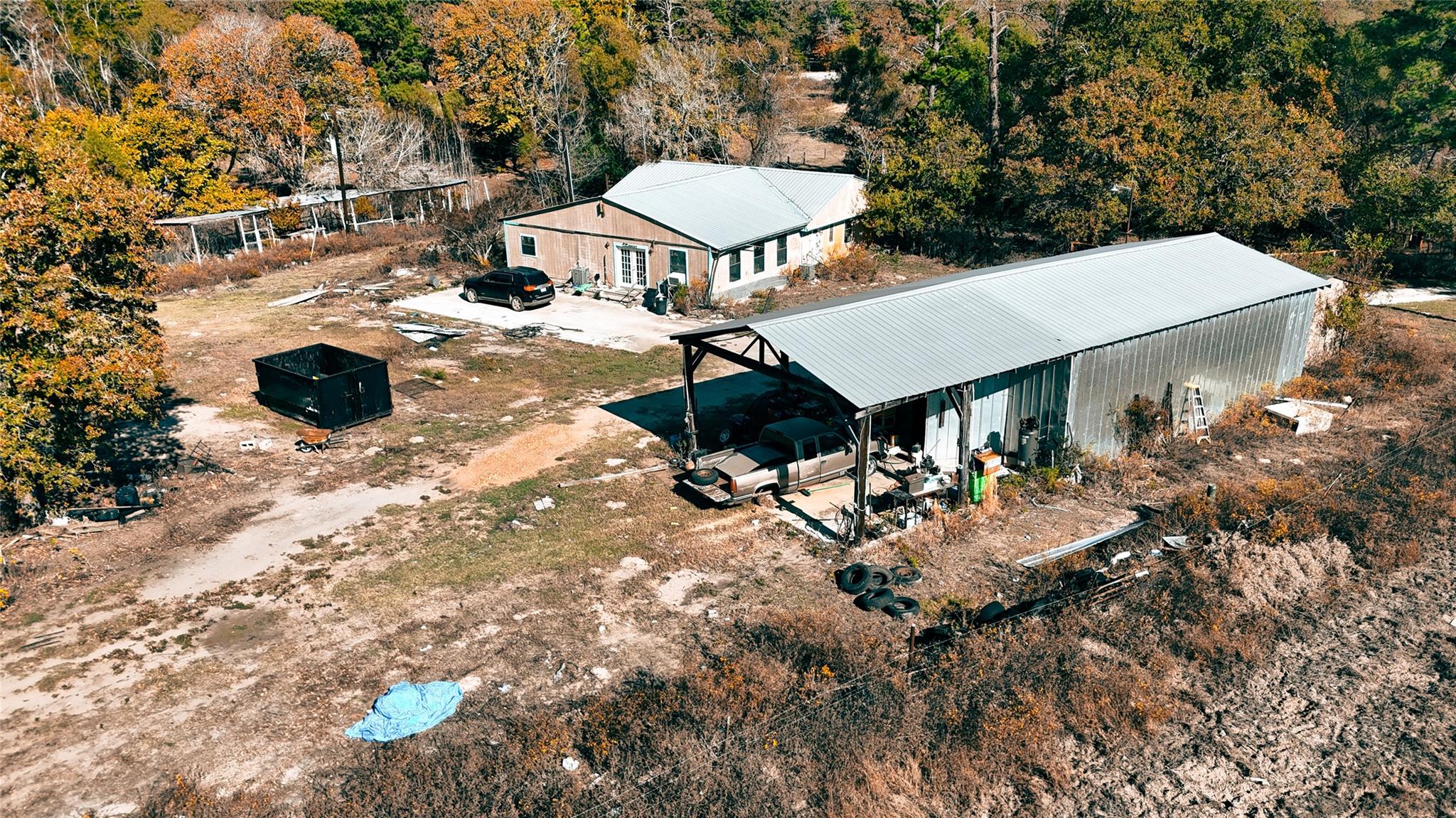 151 Palamino Ct, Paige, TX 78659