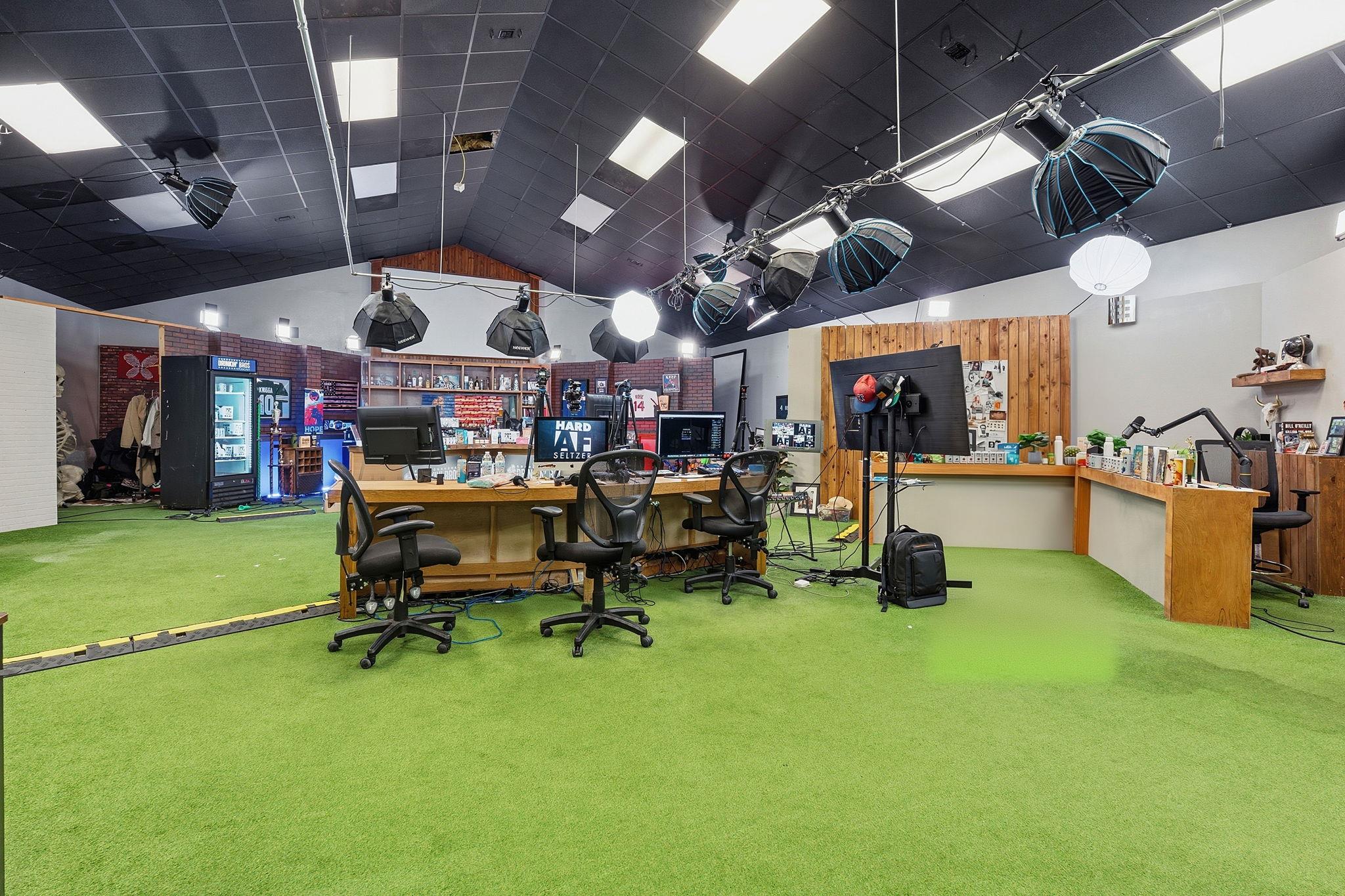 9221 Highway 290 W, Austin, TX 78736