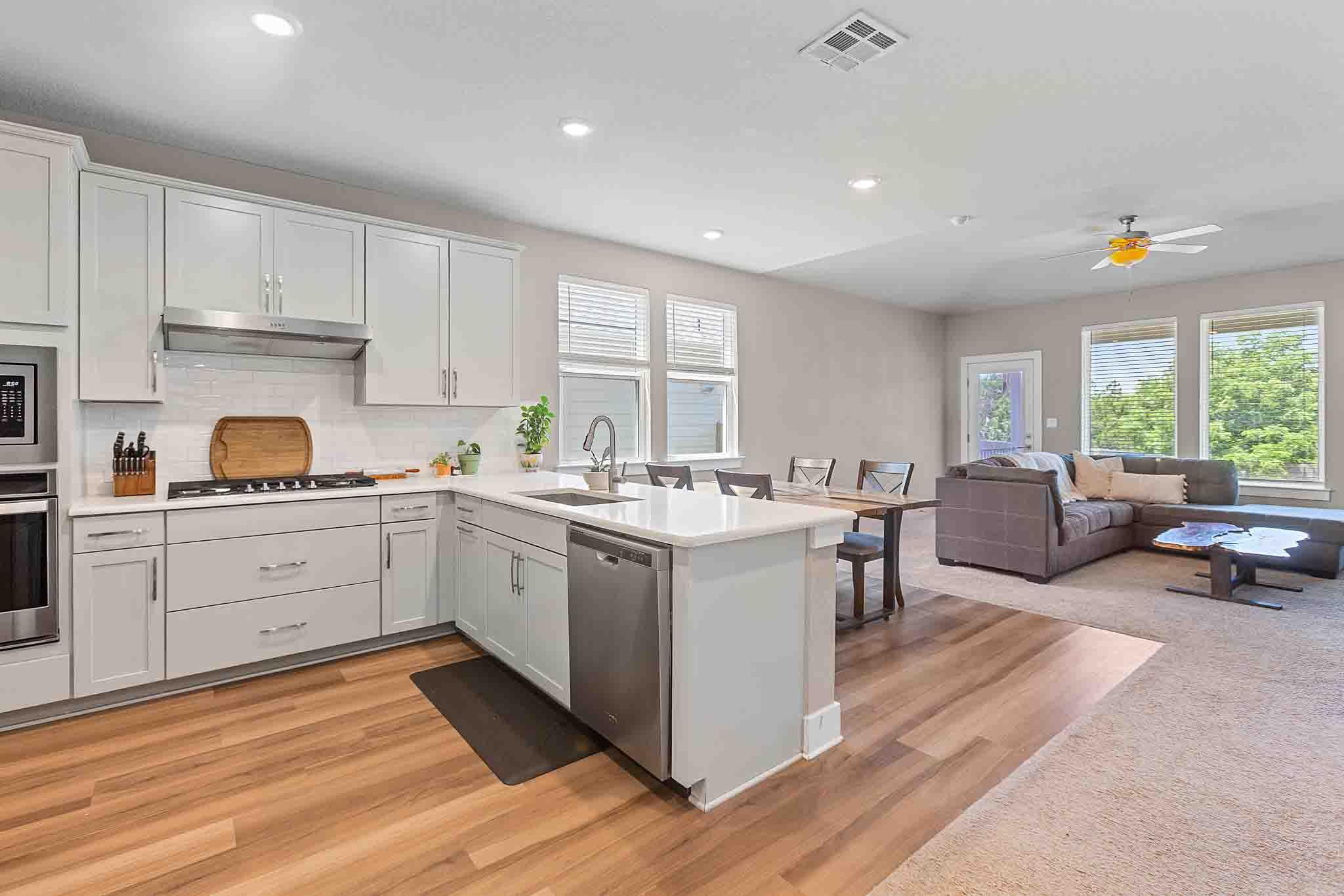 436 Sawtooth Mountain Way, Dripping Springs, TX 78620