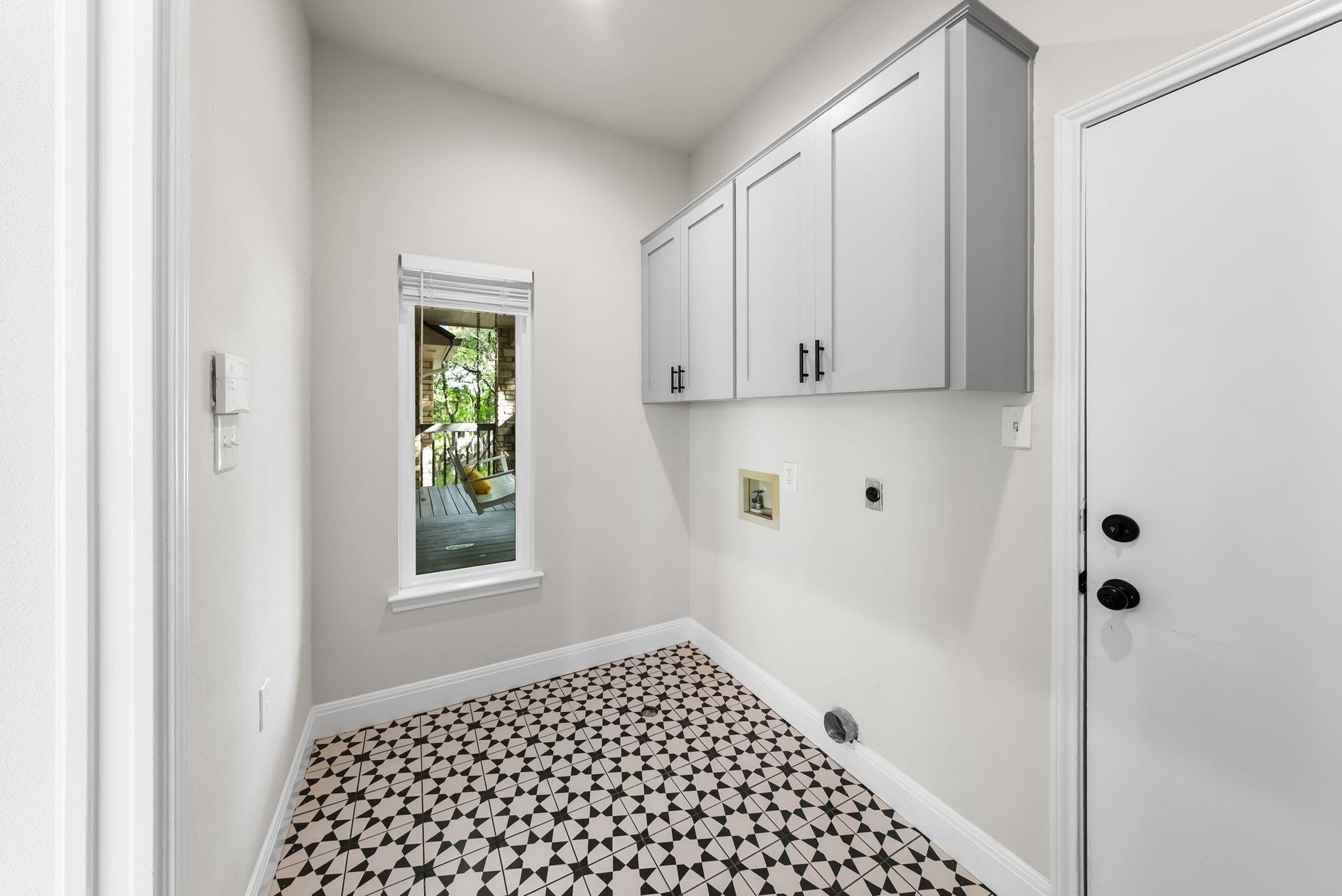 123 Top O The Lake Dr, Lakeway, TX 78734