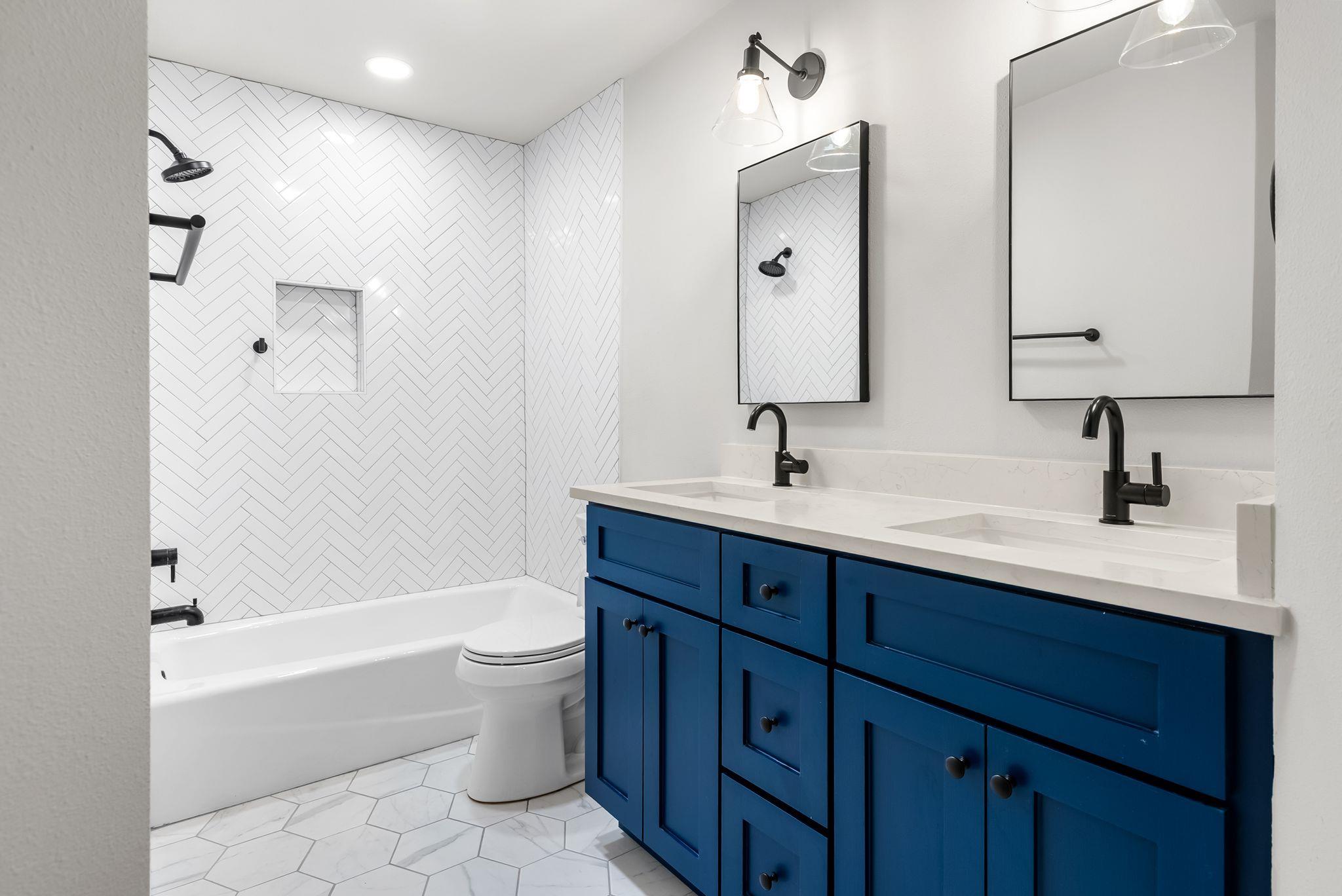 123 Top O The Lake Dr, Lakeway, TX 78734