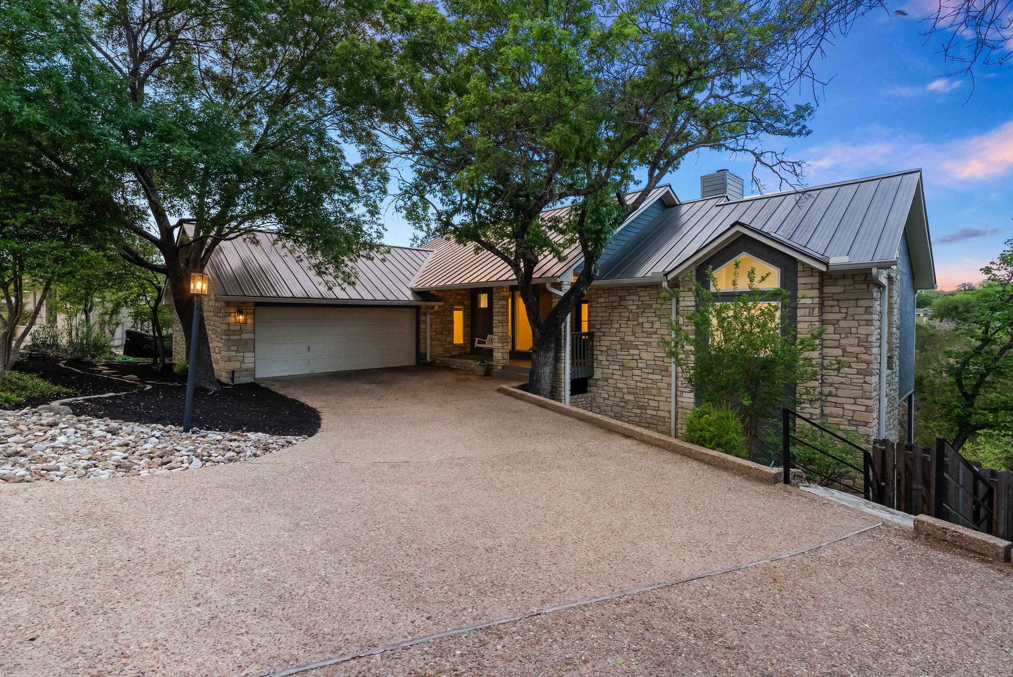 123 Top O The Lake Dr, Lakeway, TX 78734